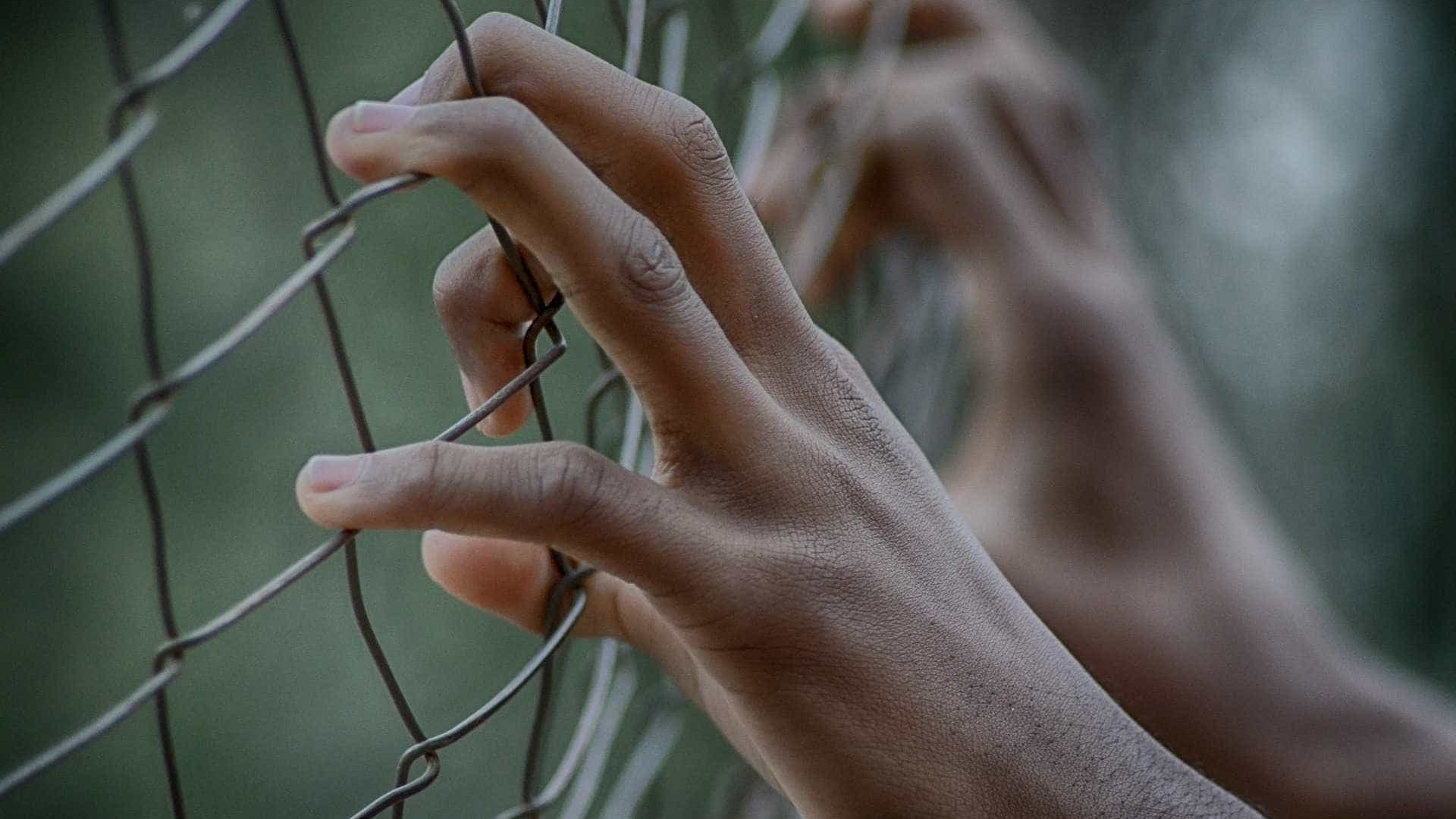 EUA: babá que esfaqueou crianças é condenada à prisão perpétua