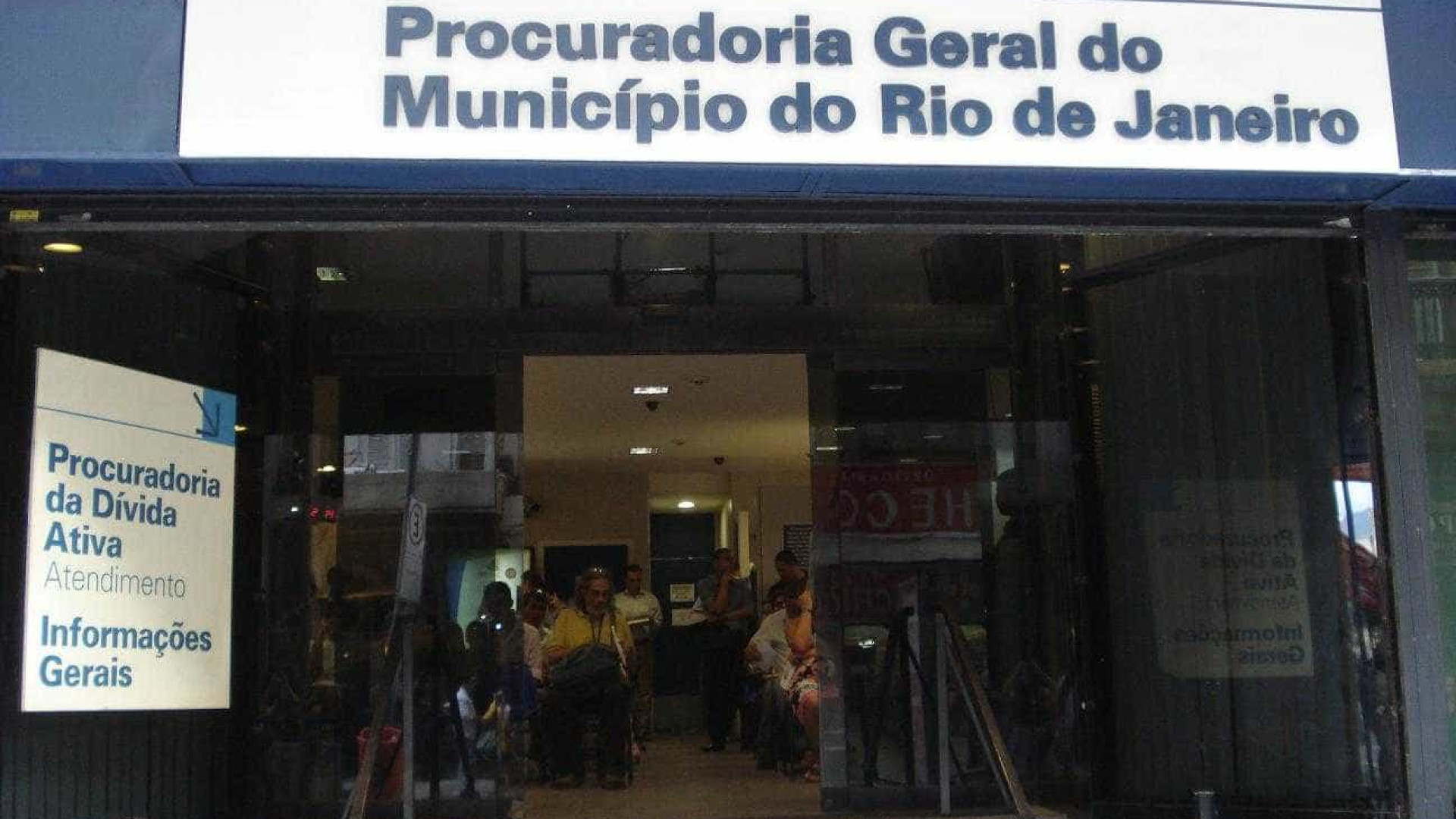 Procuradoria do Rio denuncia ex-executivos de Manguinhos por fraude