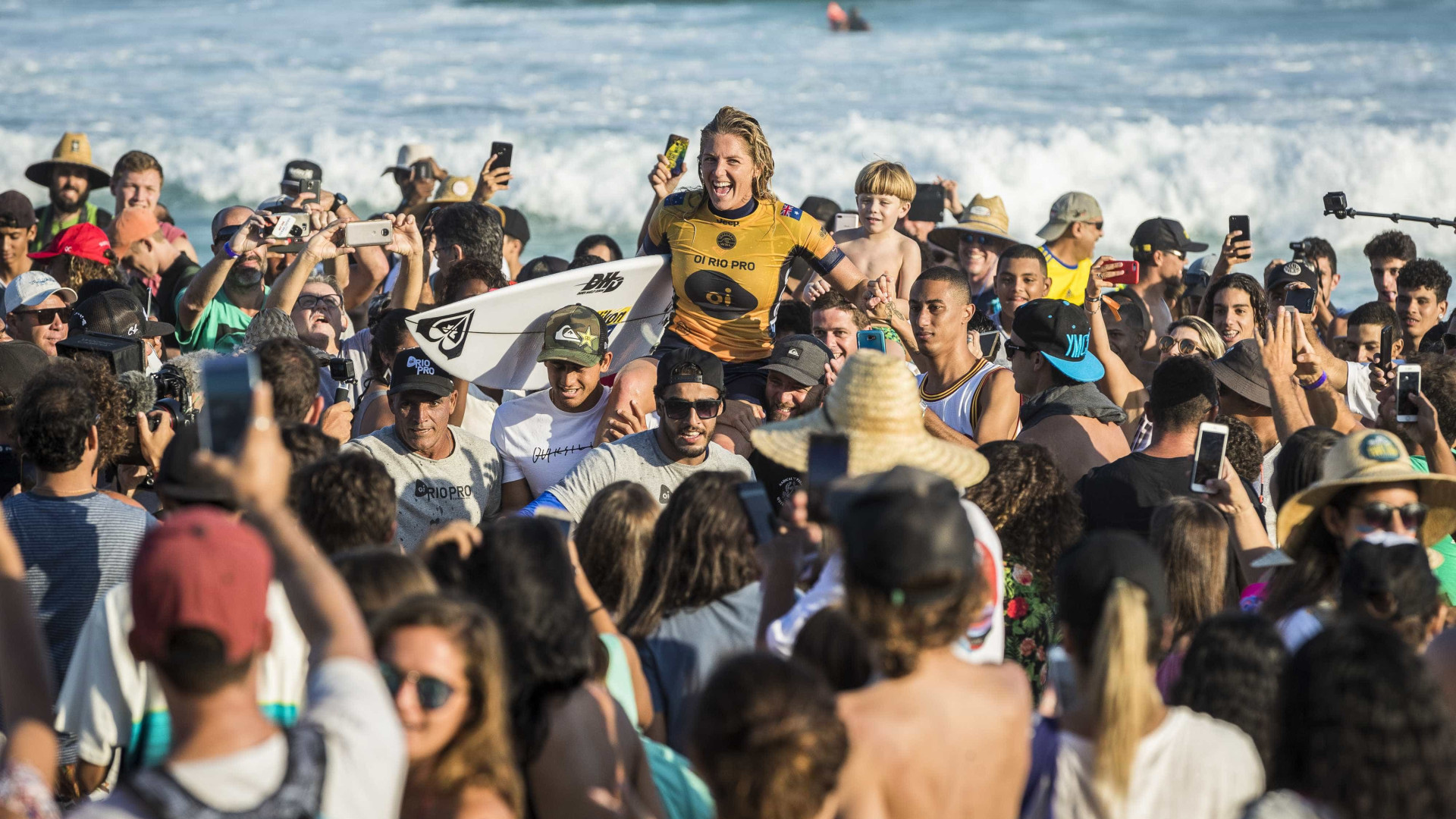 Australiana Stephanie Gilmore vence etapa brasileira do Mundial de Surf