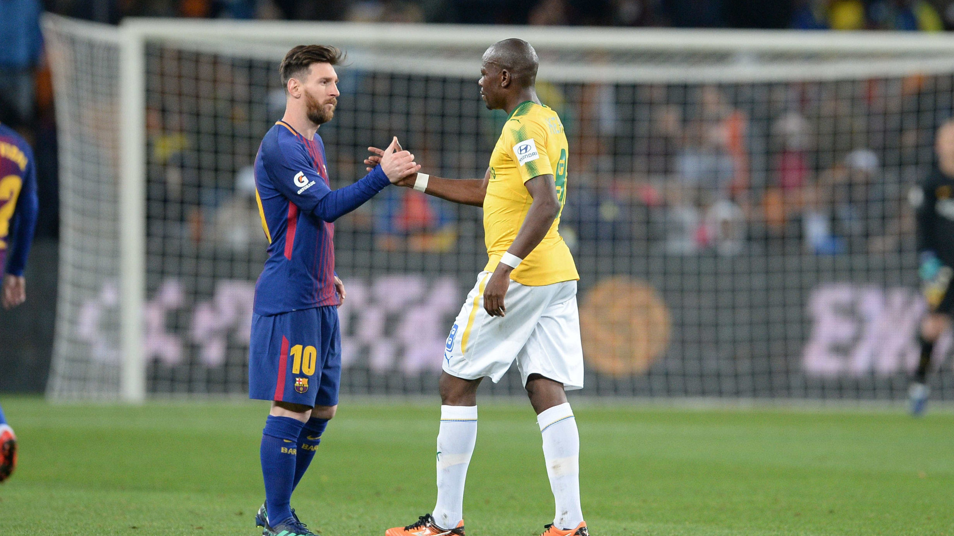 Barça vence amistoso na África do Sul em homenagem a Mandela
