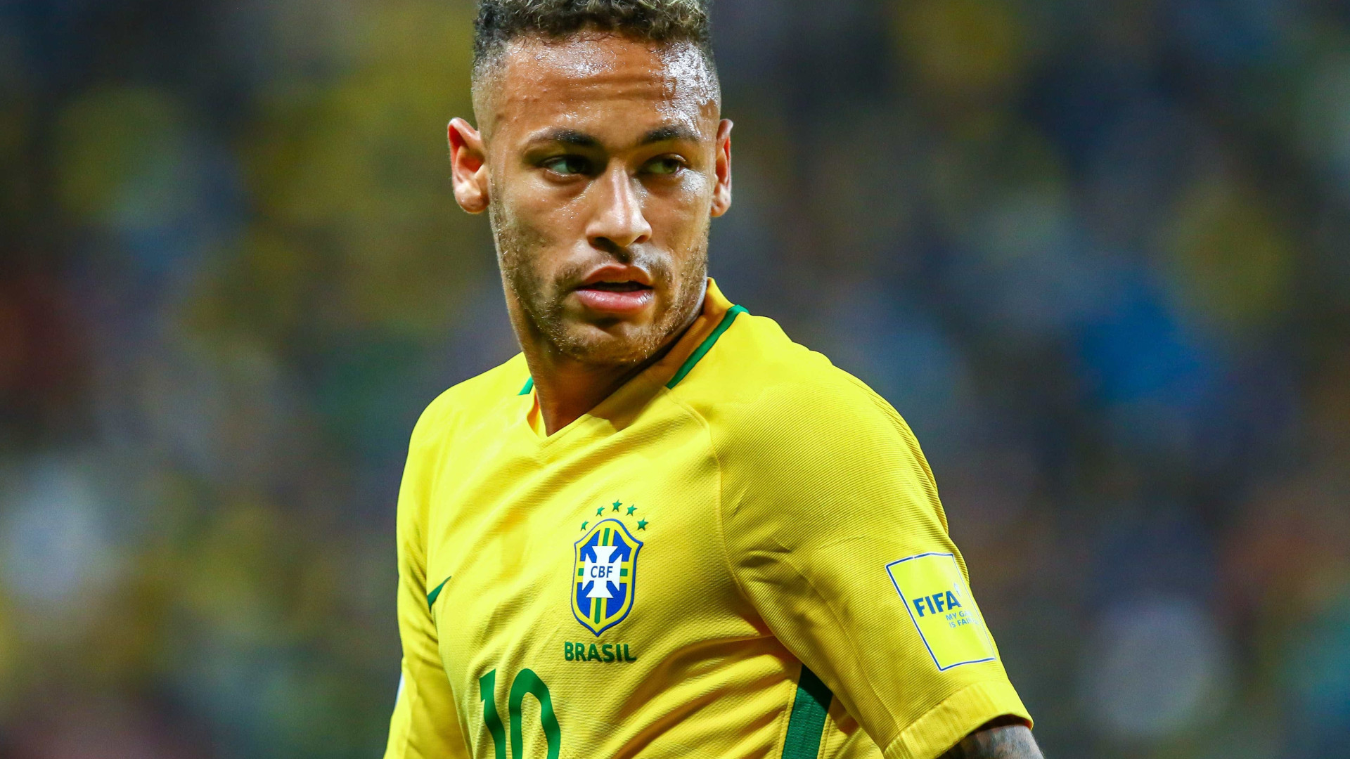Seleção trabalha para Neymar chegar à Copa 'como Ronaldo em 2002'