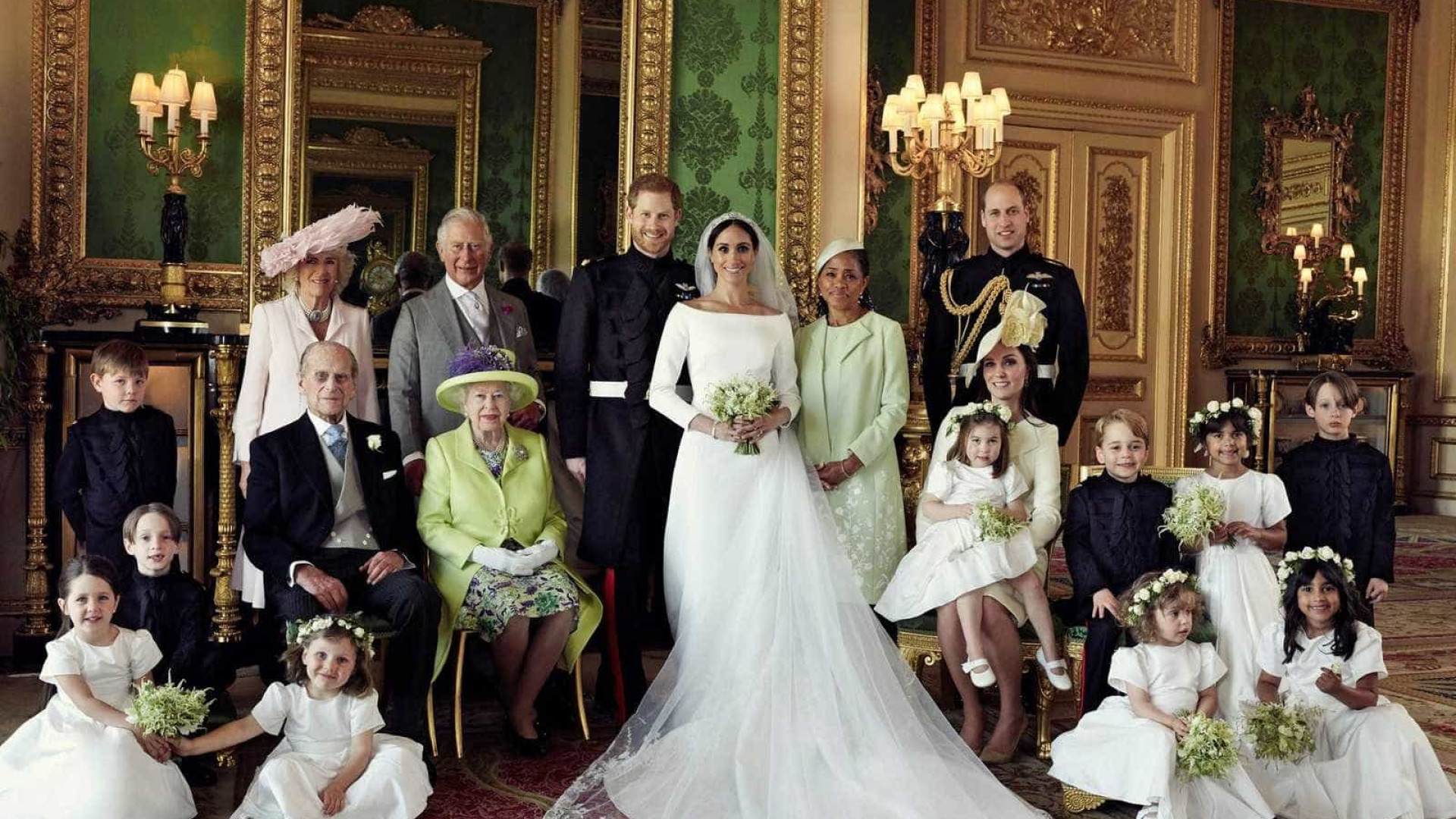 Harry e Meghan divulgam as fotos oficiais do casamento real