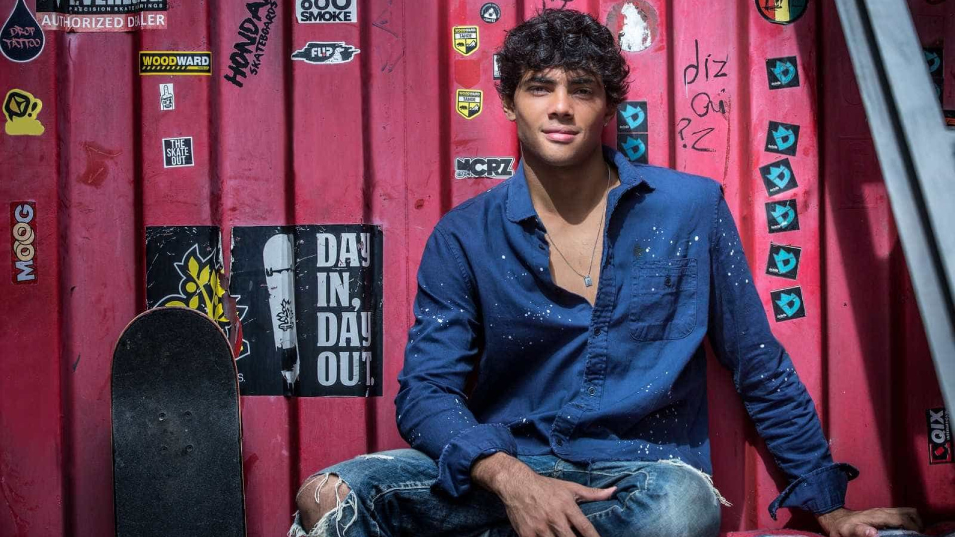 'Vim para o Rio só com R$ 2 mil no bolso', diz ator da nova 'Malhação'