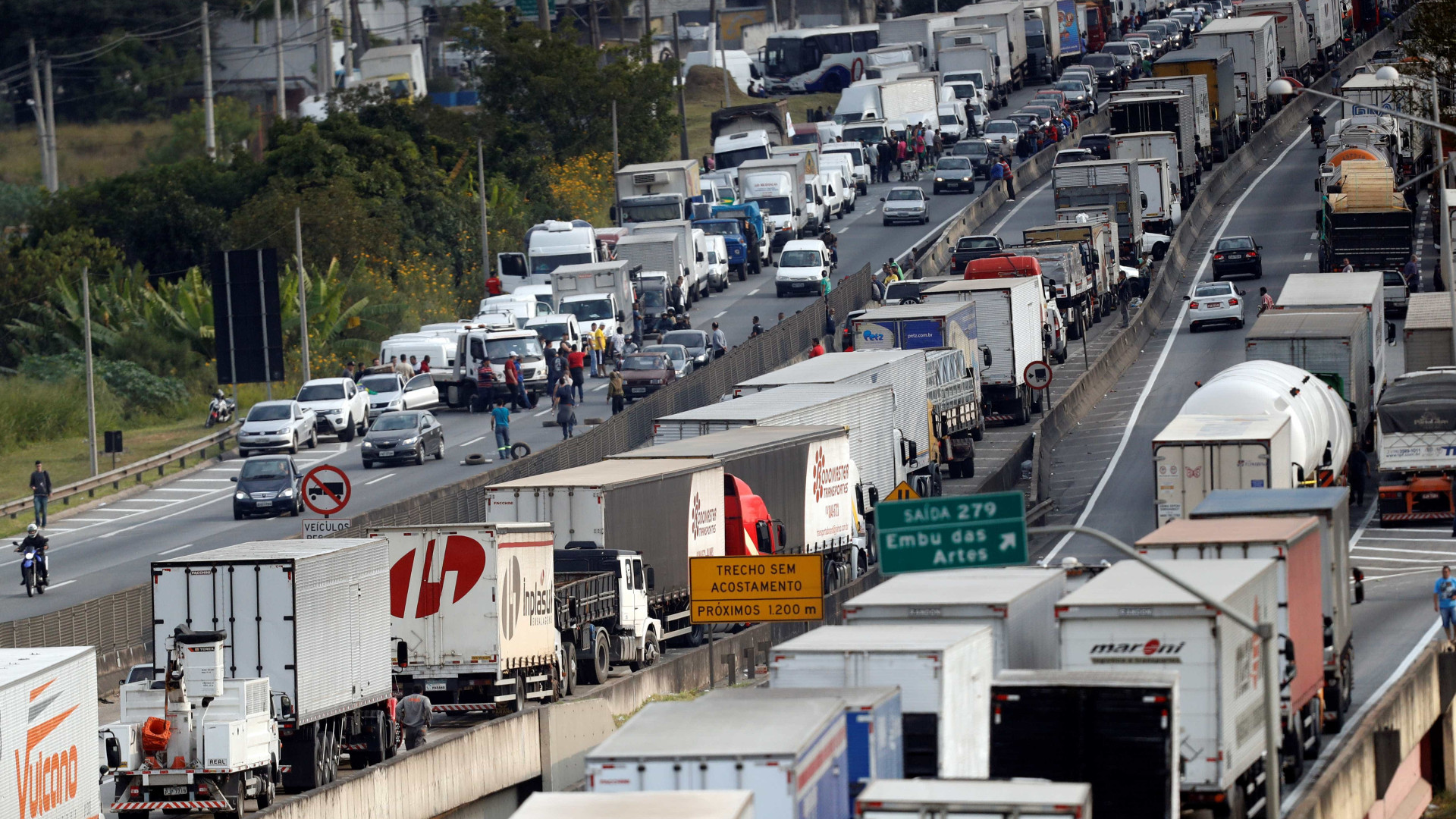 Fecombustíveis diz abastecimento está crítico em 24 estados