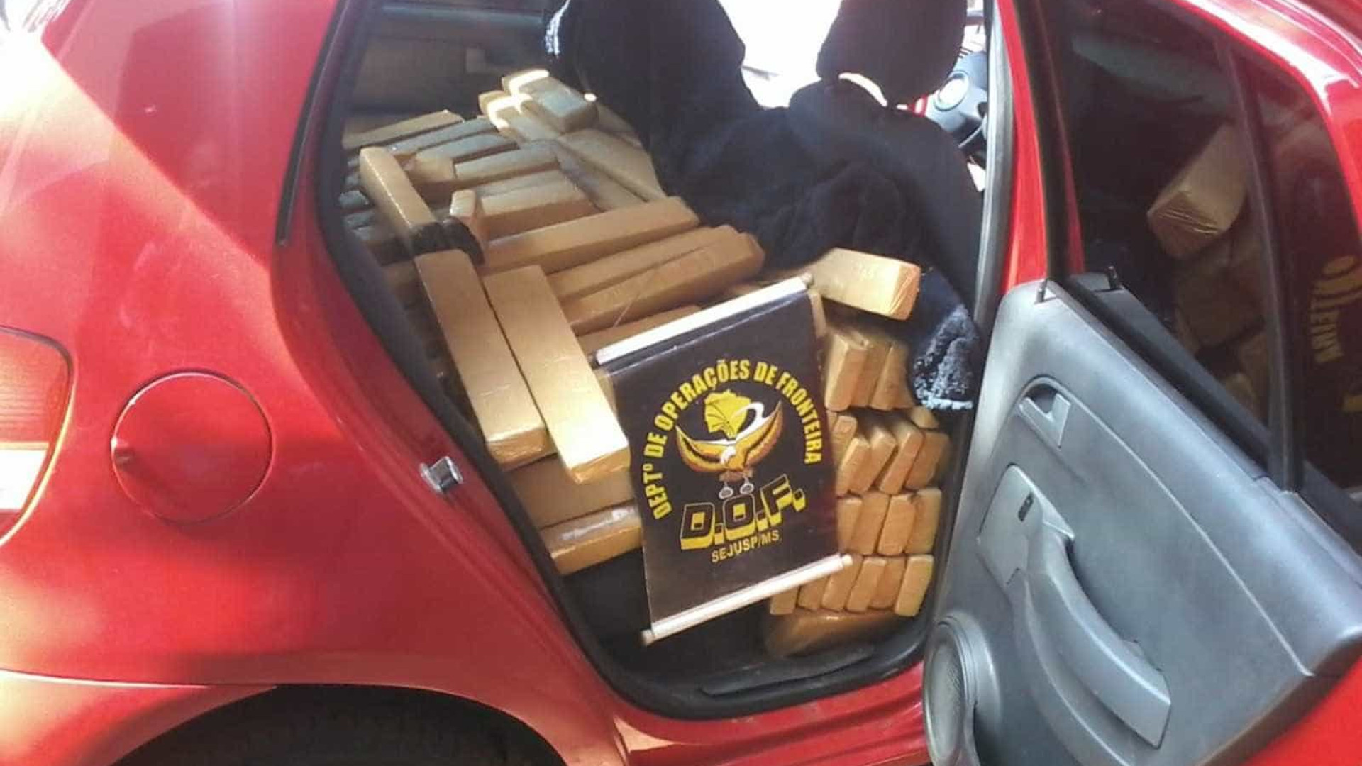Polícia apreende mais de 500 quilos de drogas em carro no MS