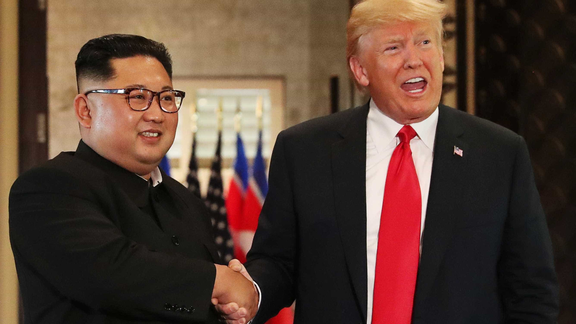 Trump sobre cartas de Kim: 'Nos apaixonamos, OK?'