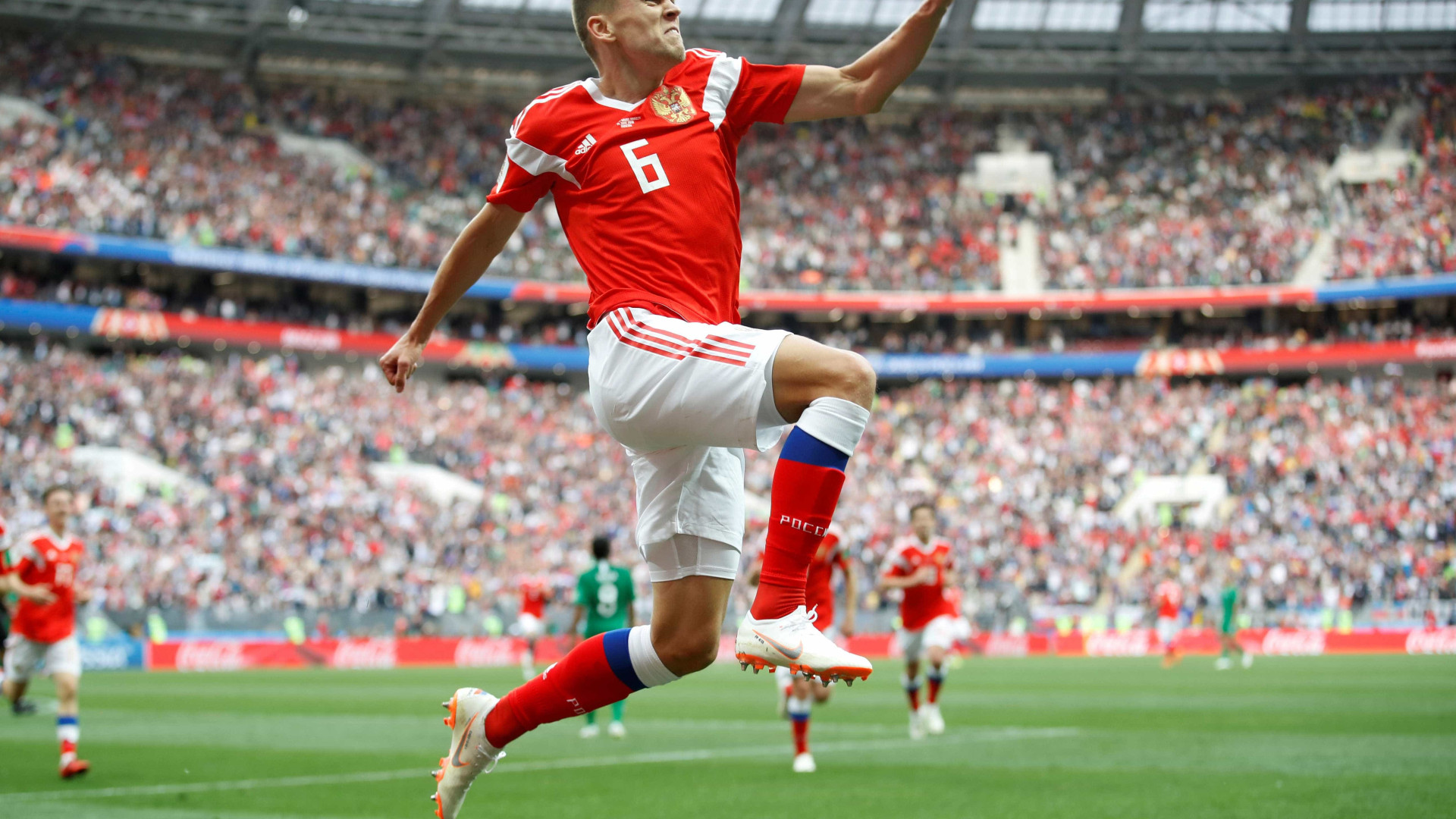 Rússia aplica maior goleada em estreia de Copa desde 1954