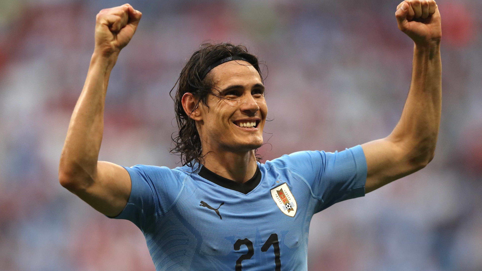 Uruguai vence a Rússia por 3 a 0 e garante o 1º lugar do Grupo A