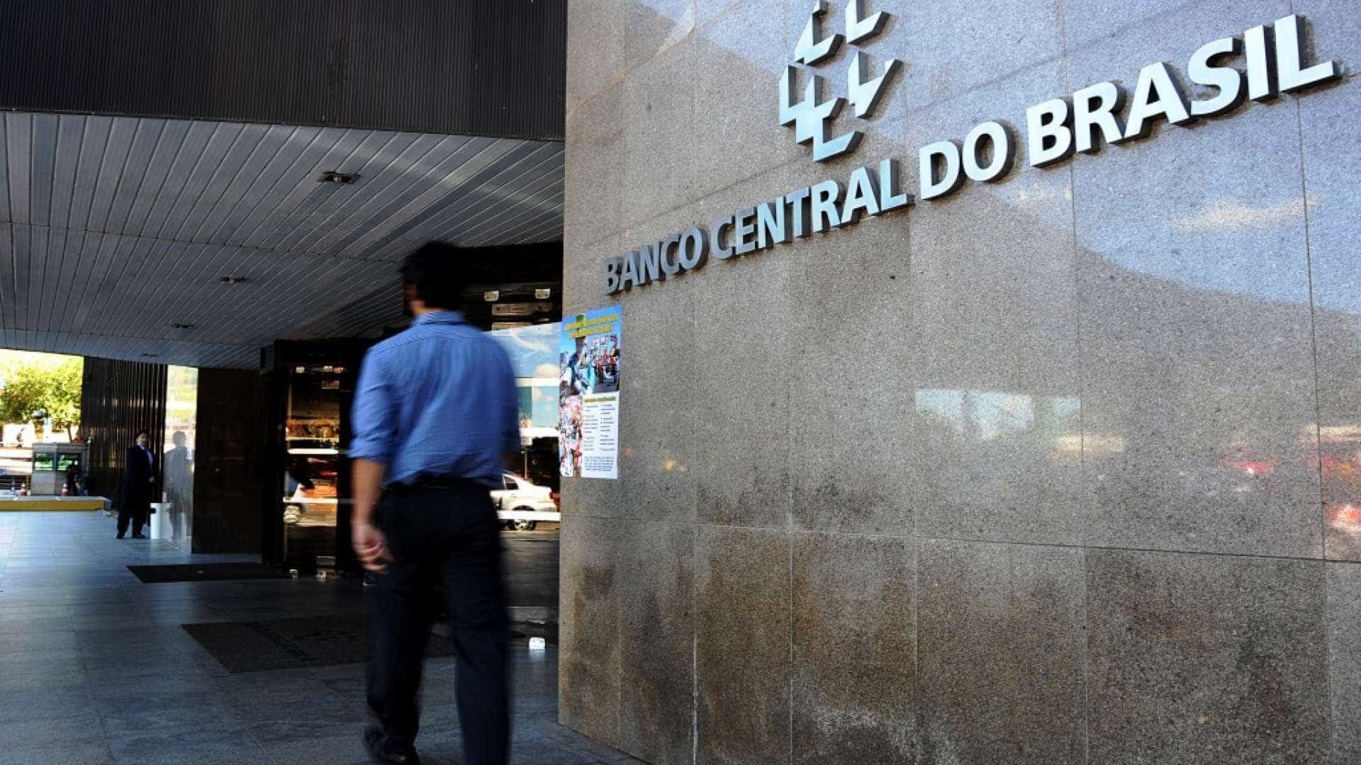 Brasil tem dÃ©ficit primÃ¡rio de R$ 8,2 bilhÃµes em maio