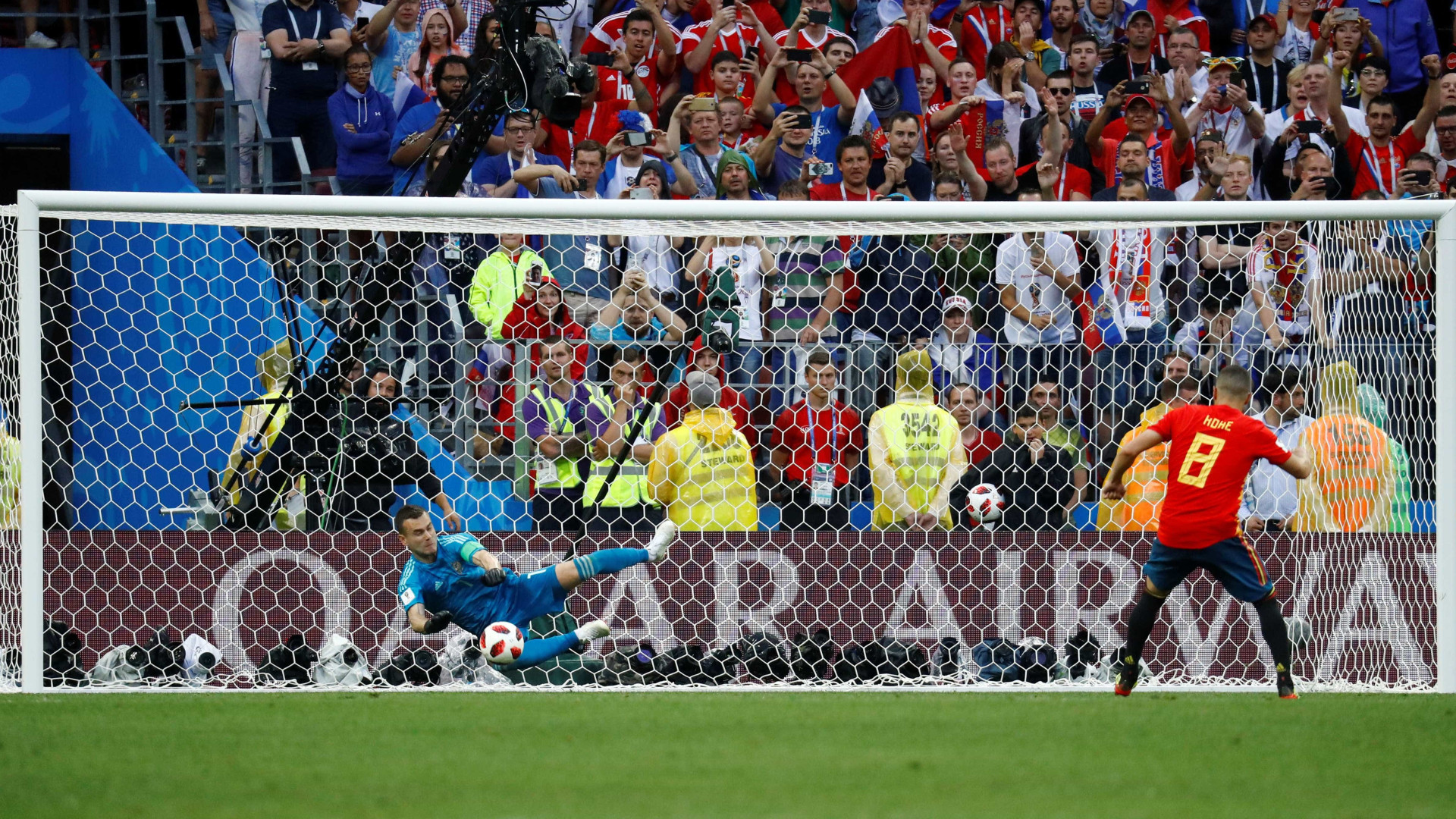 Rússia vence a Espanha nos pênaltis e vai às quartas de final da Copa