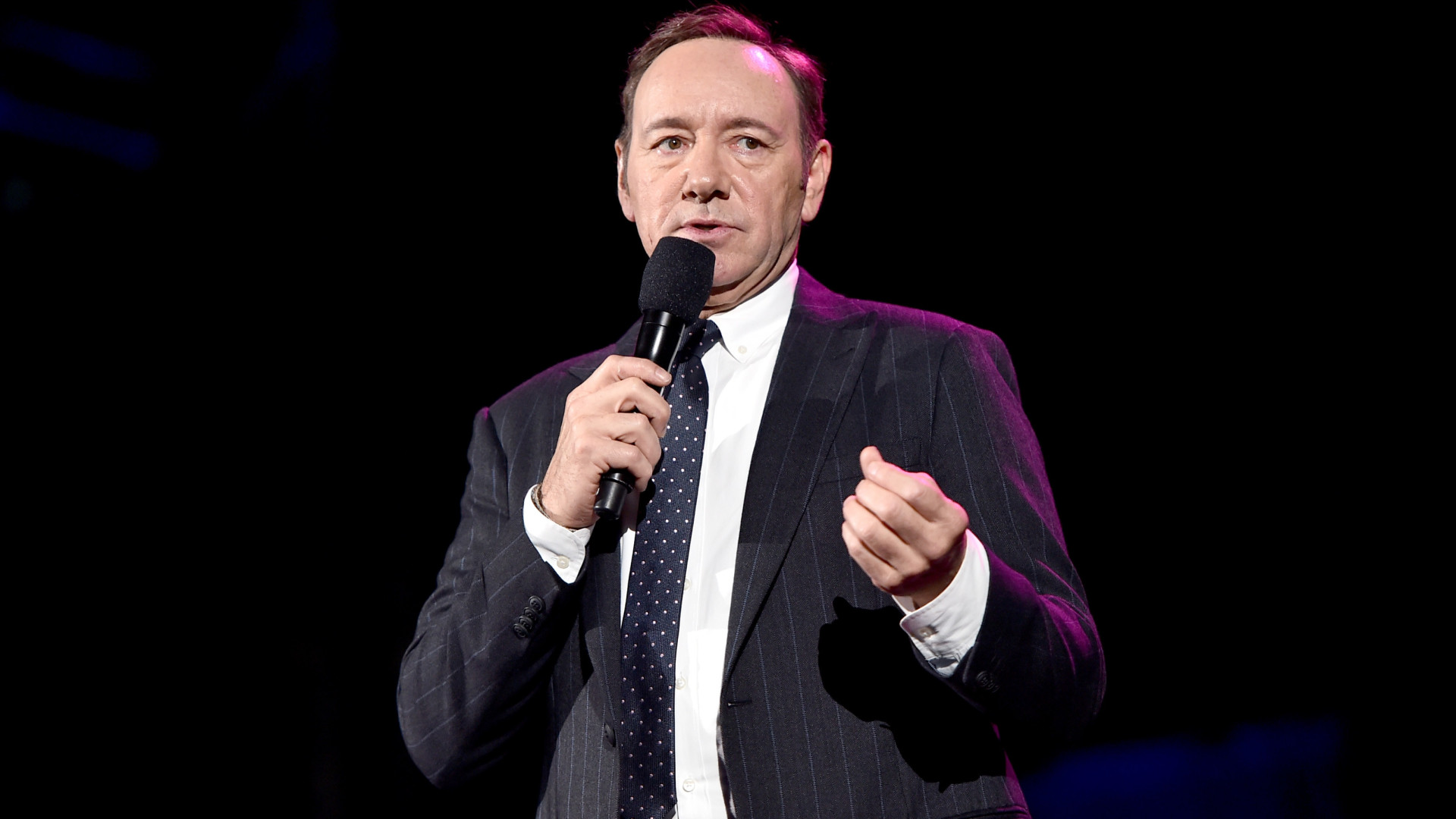 Kevin Spacey é detido em aeroporto de Washington