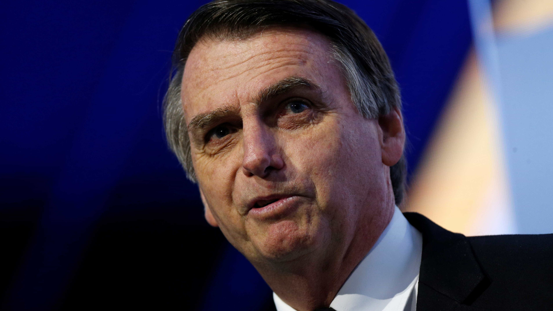 Bolsonaro lidera cenários e Ciro passa à 2ª posição em nova pesquisa