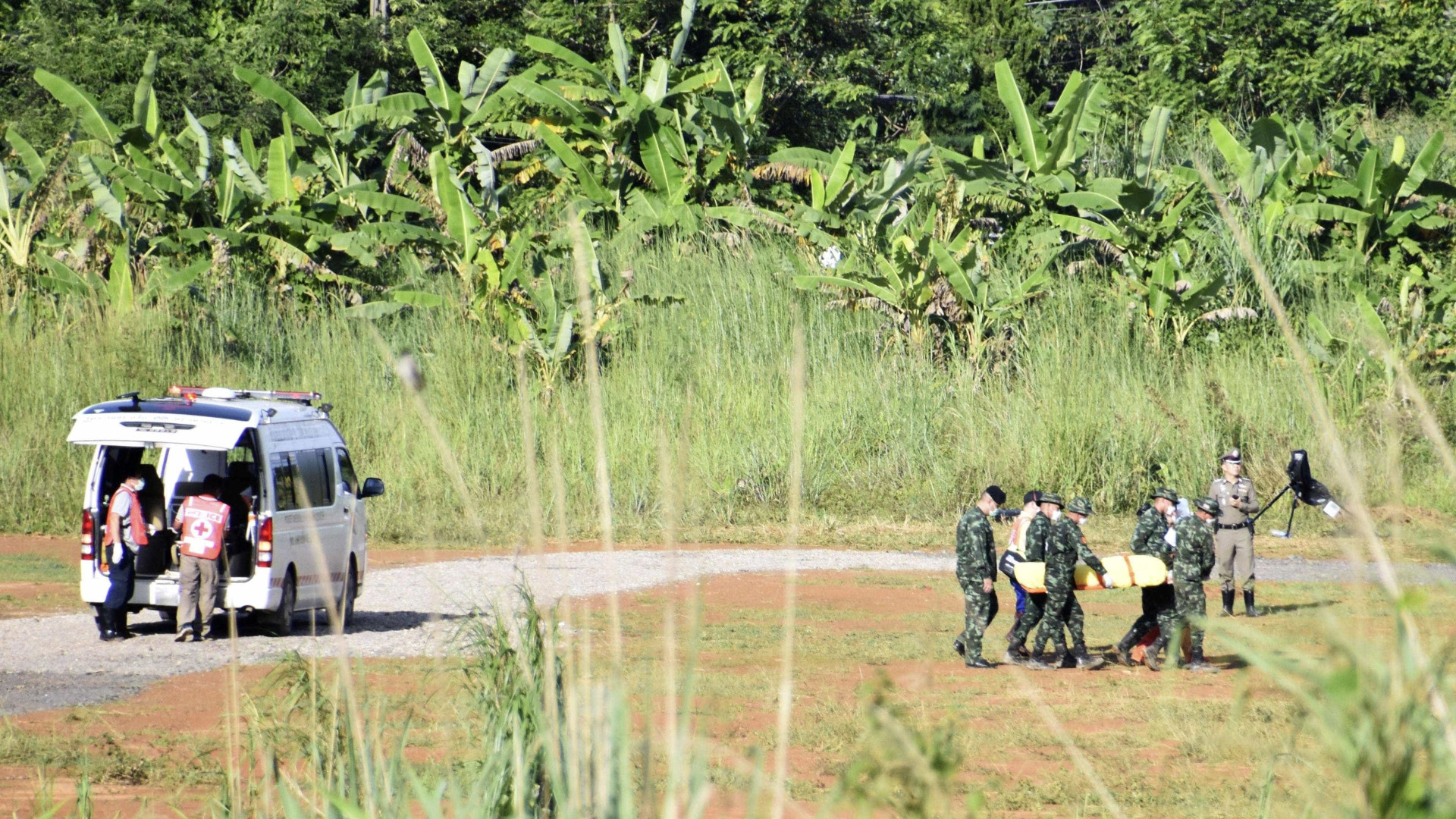 Marinha tailandesa libera vÃ­deo sobre resgate dos jovens na gruta; veja