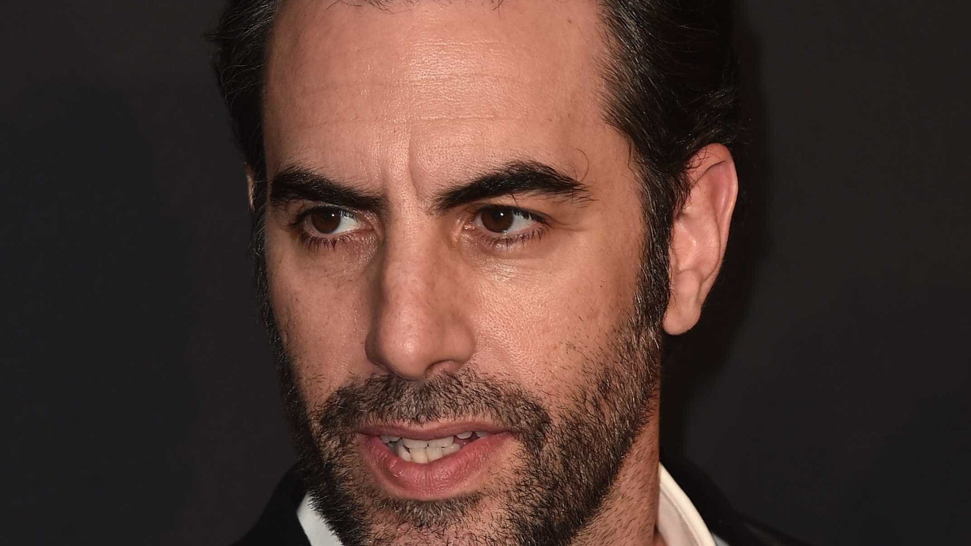 Sacha Baron Cohen estreia nova série satírica