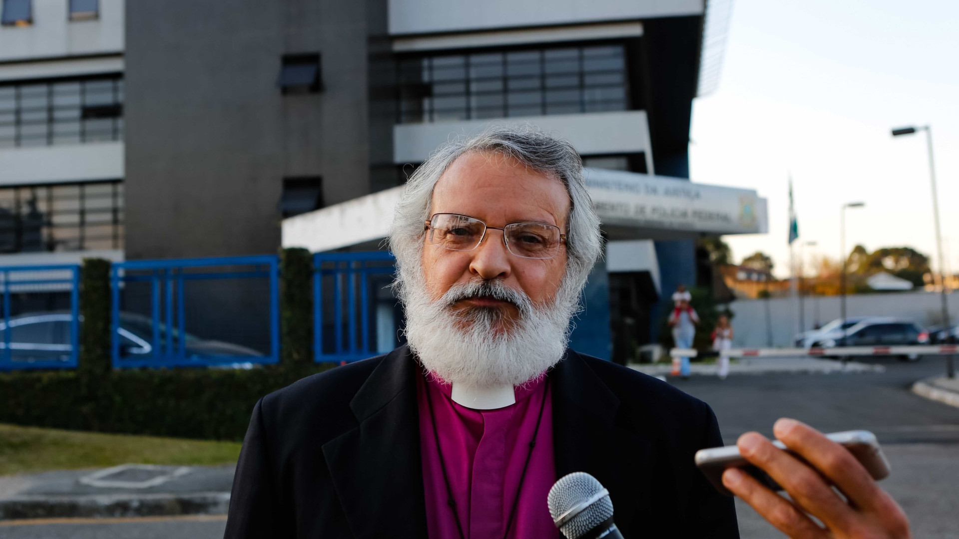 Lula espera que Moro mostre prova ou o liberte até agosto, diz bispo