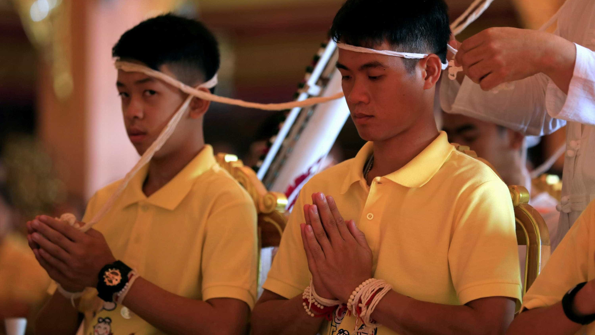 Jovens resgatados de caverna na TailÃ¢ndia viram monges