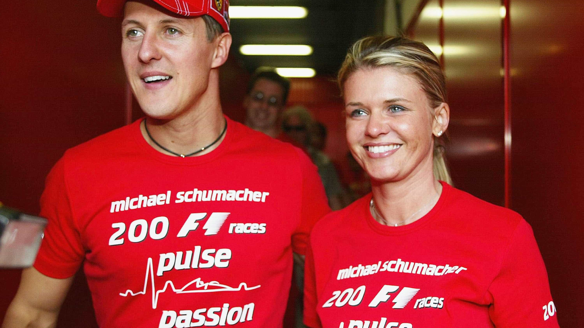 Esposa de Schumacher diz que ex-piloto não desistirá de recuperação