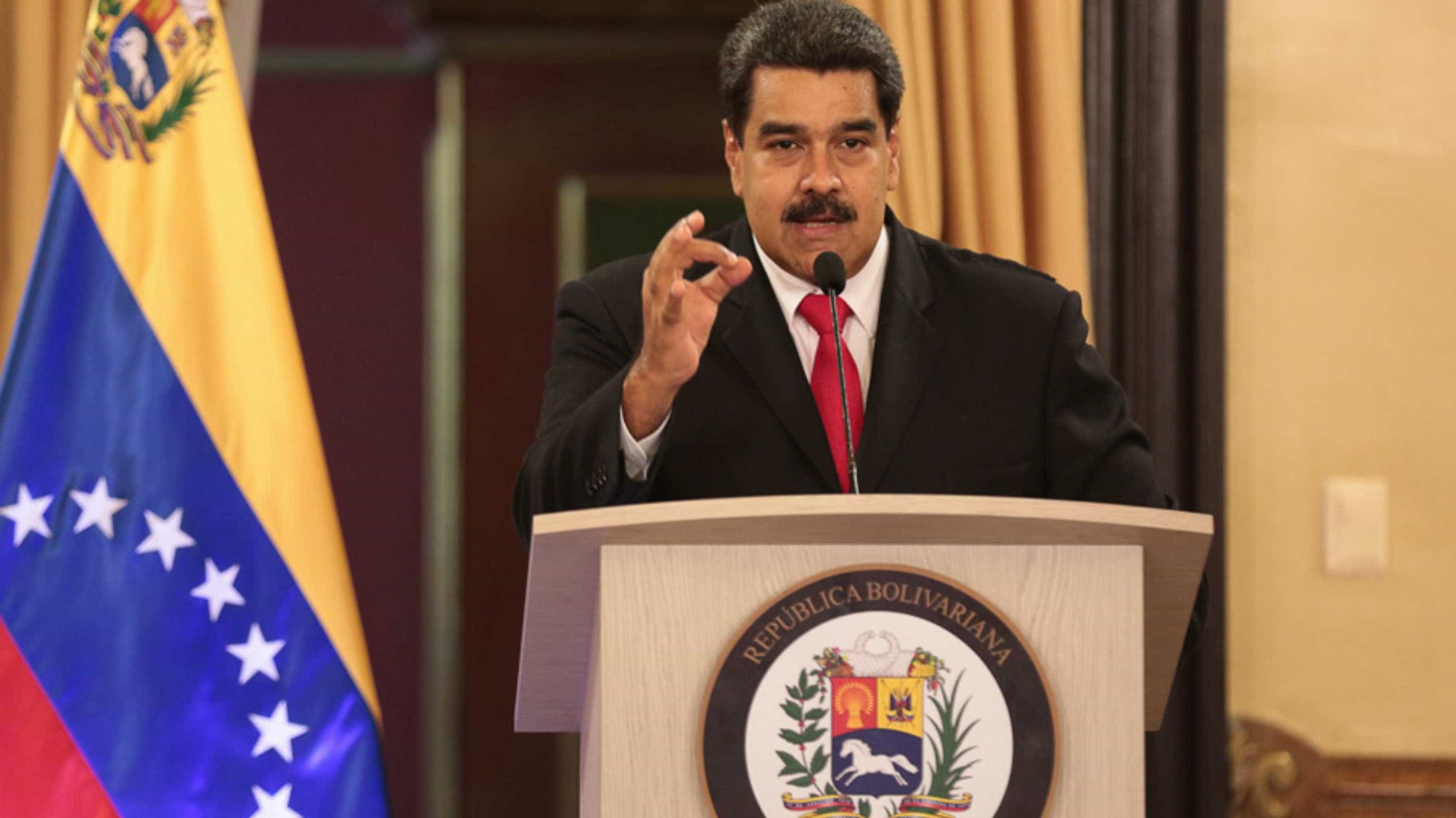 Maduro pede que Brasil proteja os seus cidadÃ£os