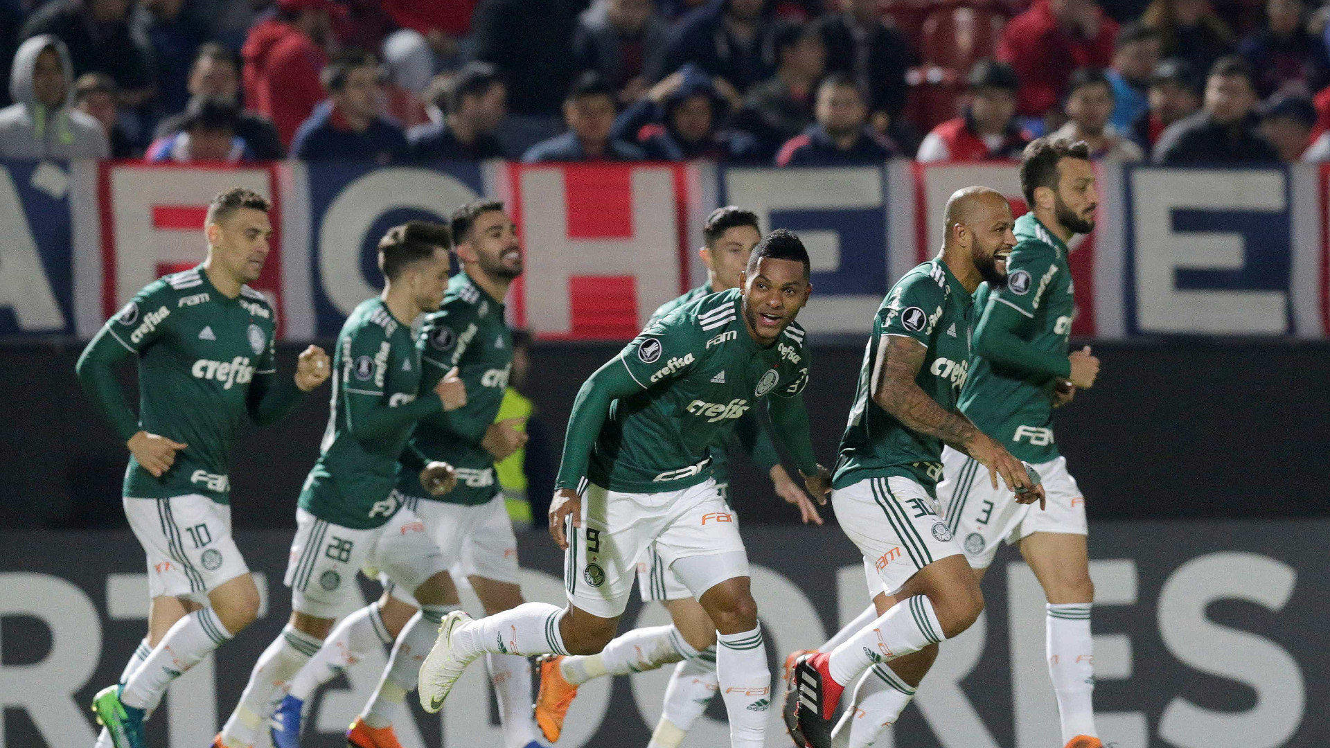 Sem levar gol há 6 jogos, Palmeiras quer voltar a vencer fora de casa