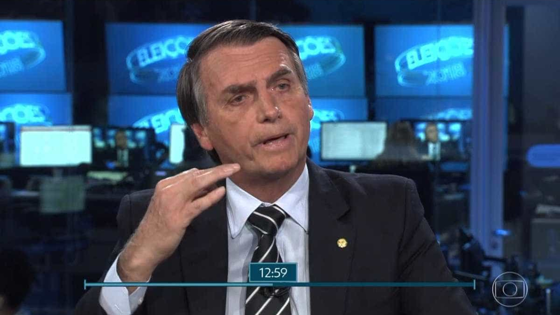 Ao falar de economia, Bolsonaro cita ‘casamento’ e ‘alfineta’ Bonner