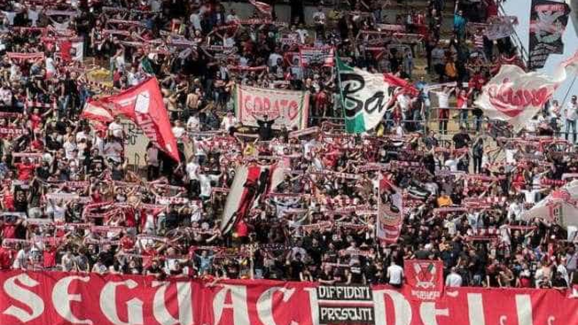 Falência de clubes marca inÃcio de temporada na Itália