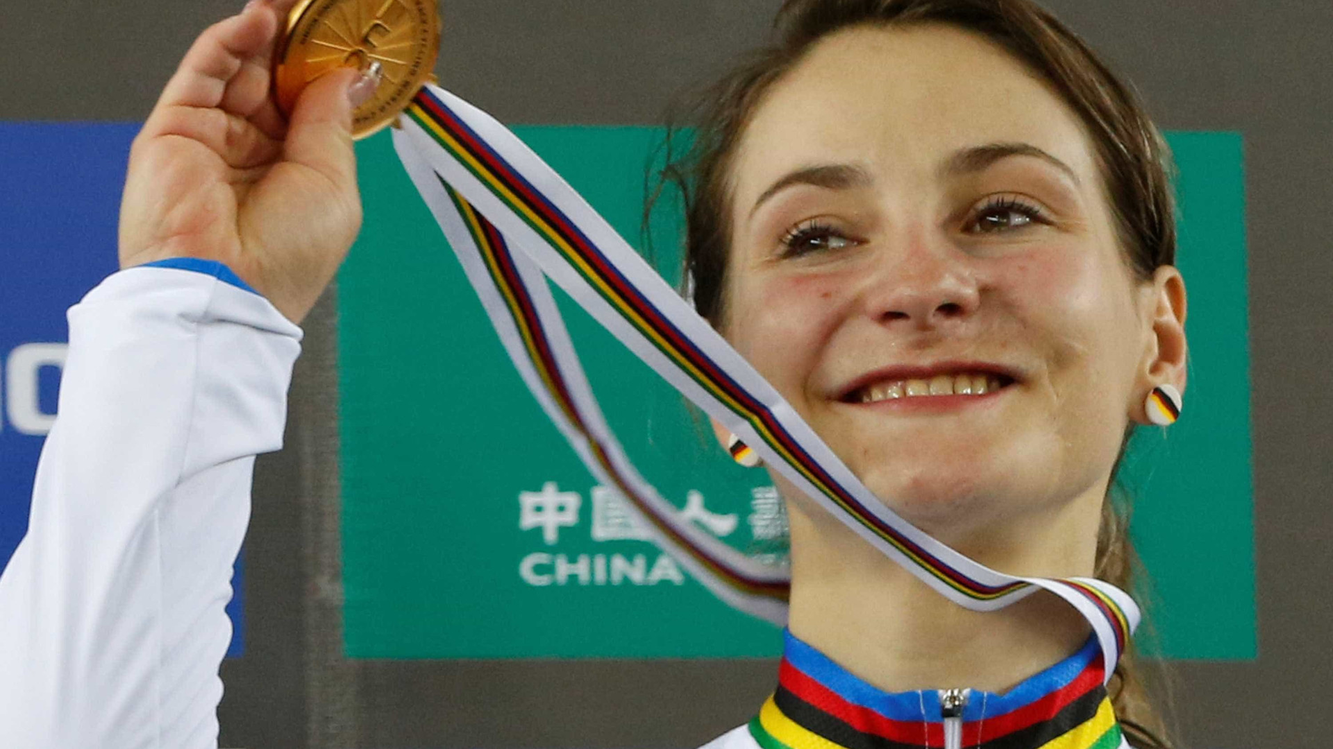 Bicampeã olÃmpica, ciclista fica tetraplégica após acidente em treino
