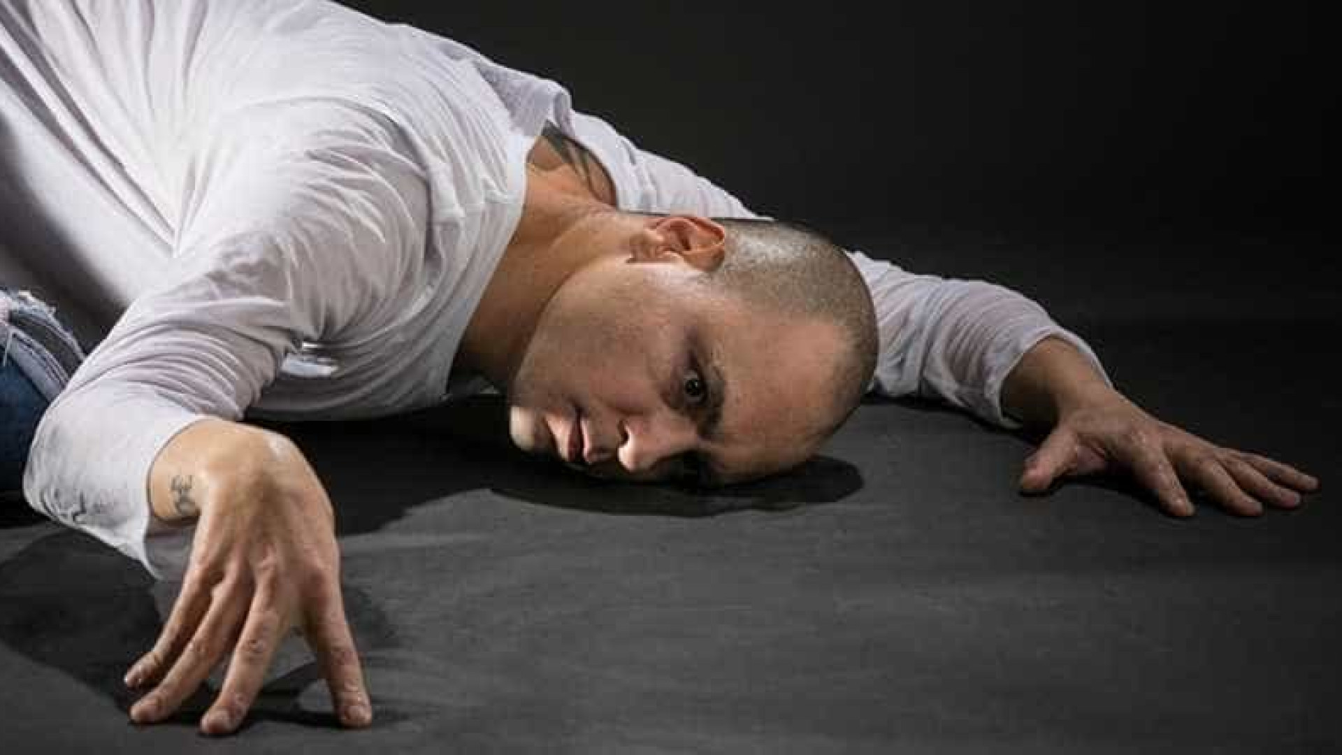 Roqueiro Perí Carpigiani estreia musical 'O Espírito do Tempo'