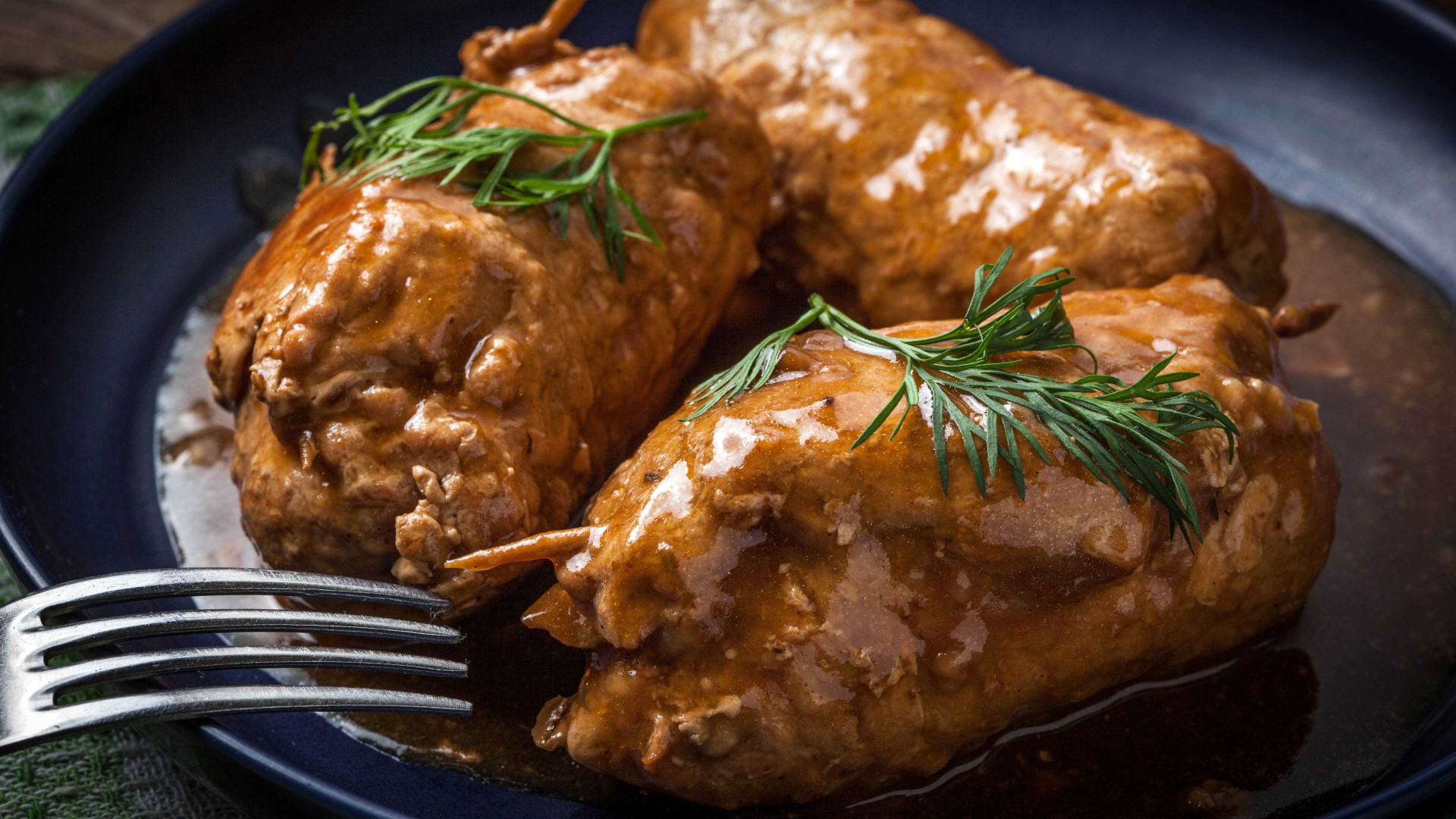 Aprenda a preparar receita de bife à rolê