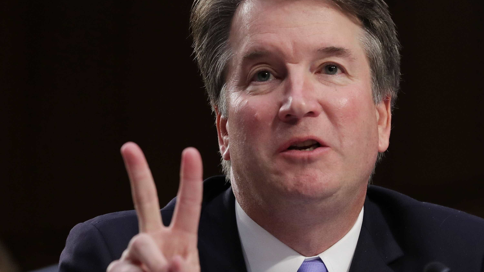 Brett Kavanaugh monta equipe só de mulheres após acusação de abuso
