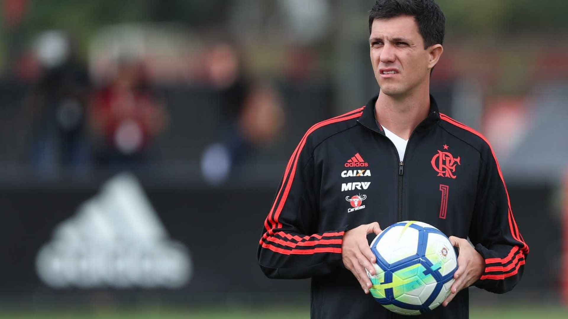 Tentando se reencontrar, Flamengo encara o Atlético-MG no Maracanã