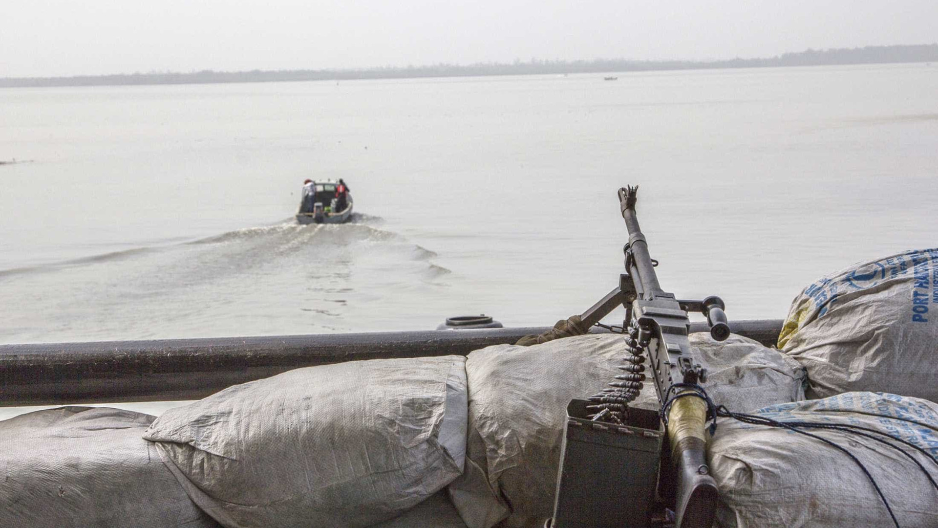 Piratas sequestram 12 tripulantes de navios suíços na Nigéria