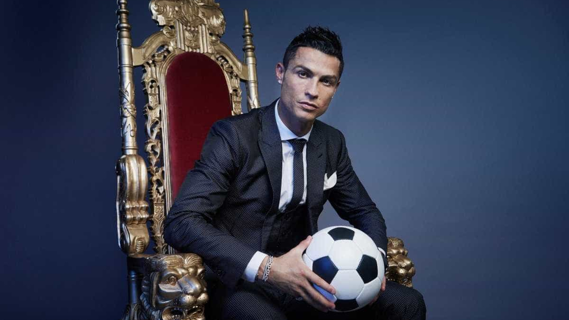 Prêmio de melhor do mundo será entregue pela Fifa nesta segunda