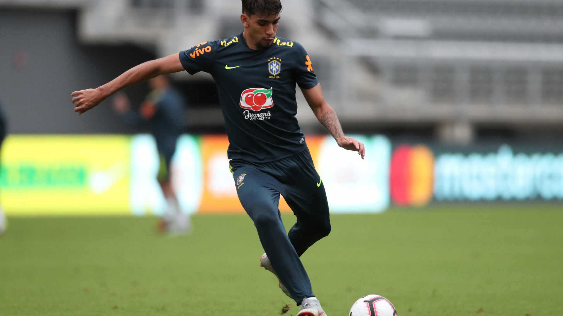 Neymar pode ajudar PSG a contratar Lucas Paquetá, do Flamengo