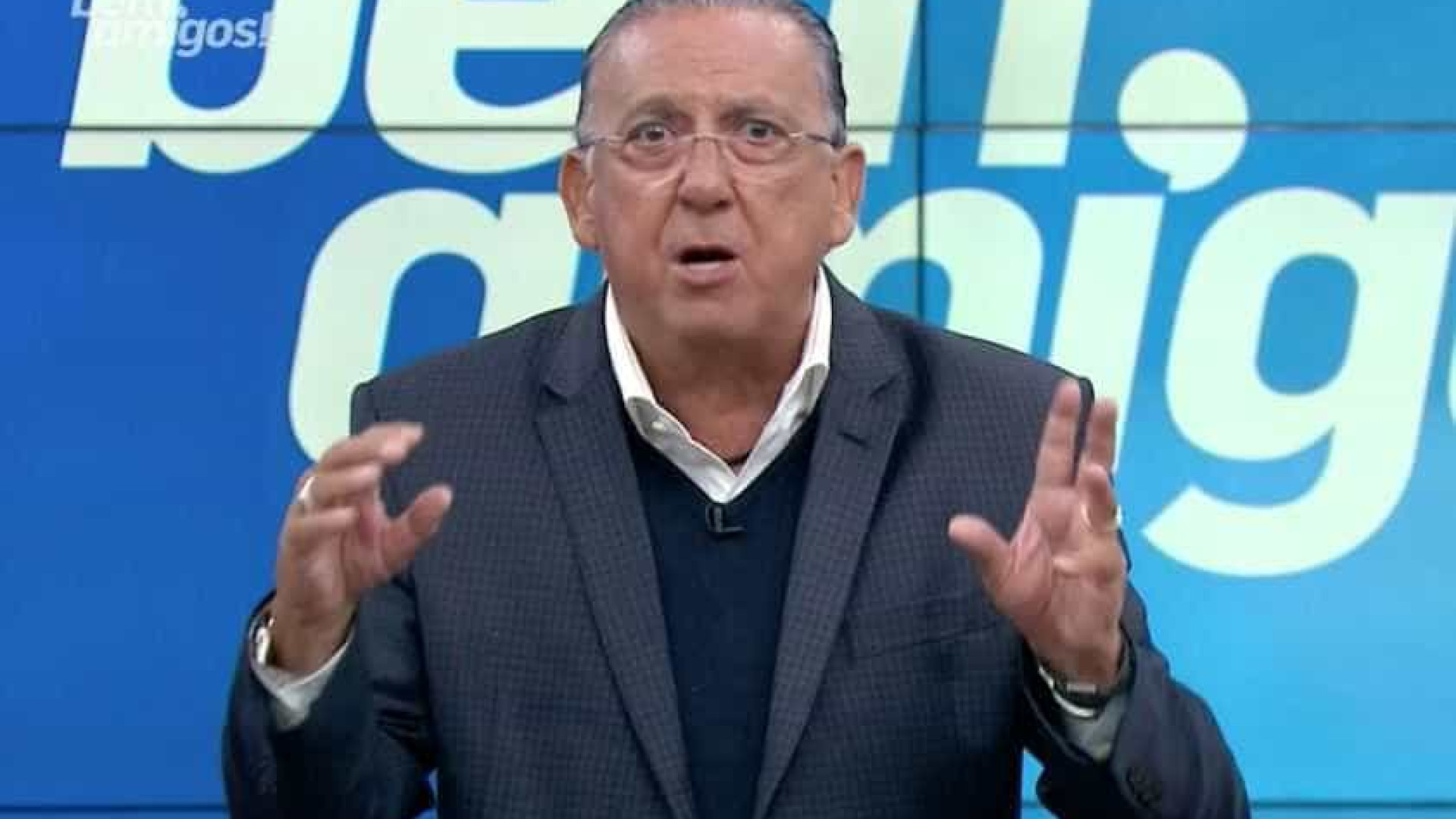 Galvão detona CR7 e Messi por faltarem premiação da Fifa: 'Lamentável'