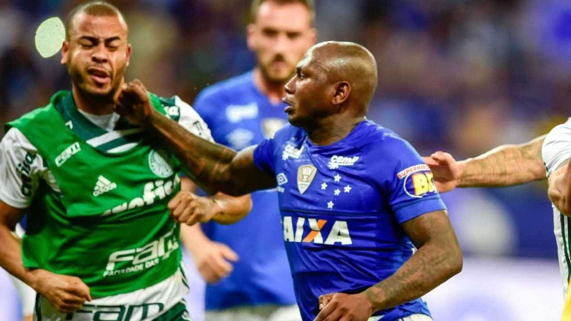 Sassá, Mayke e Diogo Barbosa podem pegar até 12 jogos de gancho no STJD