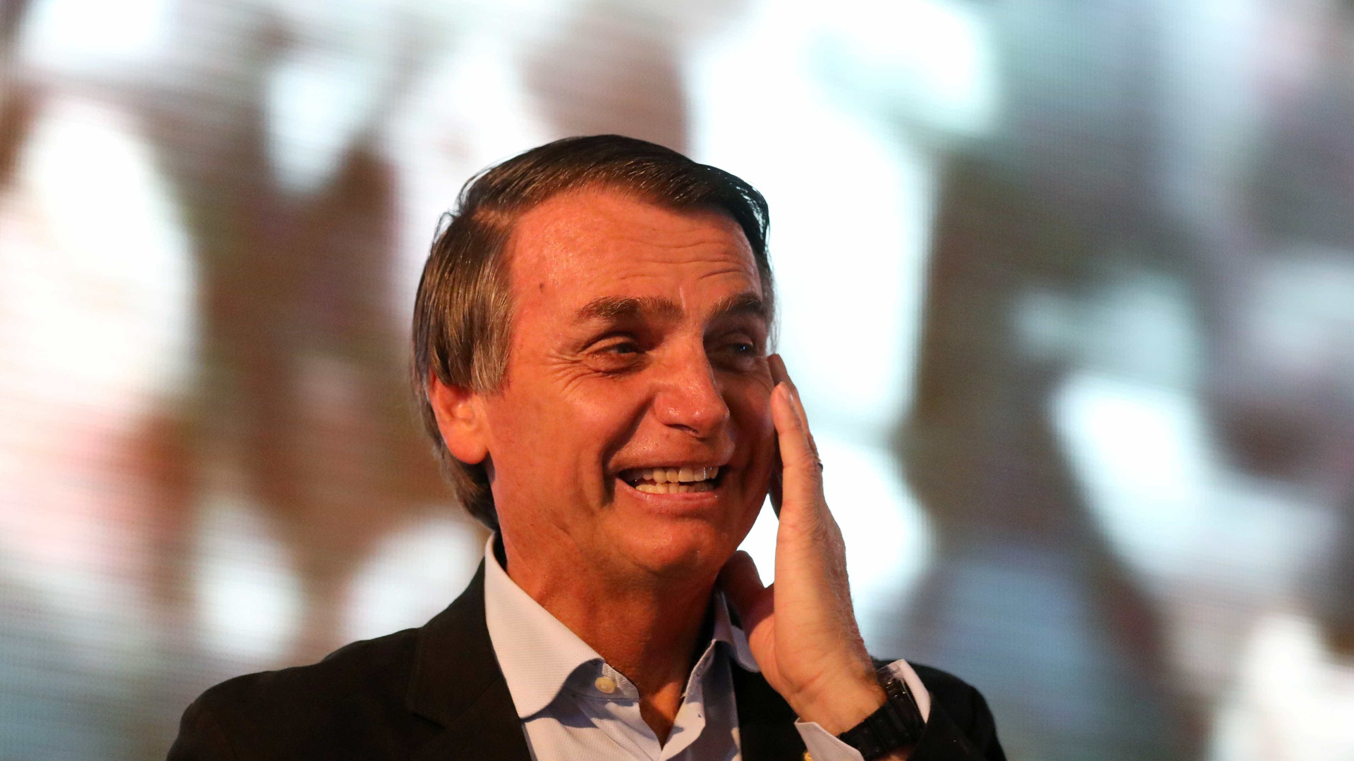 Ibope: no 2º turno, Bolsonaro tem 52% dos válidos e Haddad tem 48%
