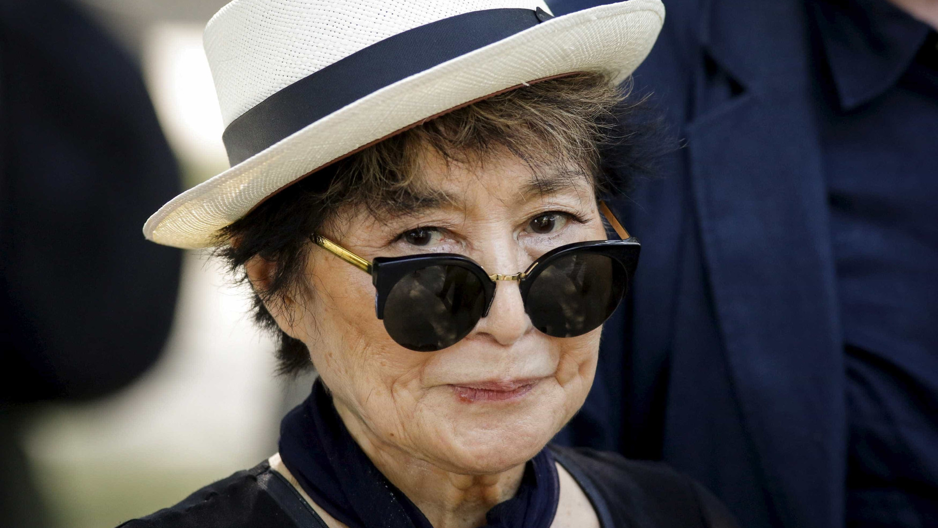 Yoko Ono lança nova versão de 'Imagine'