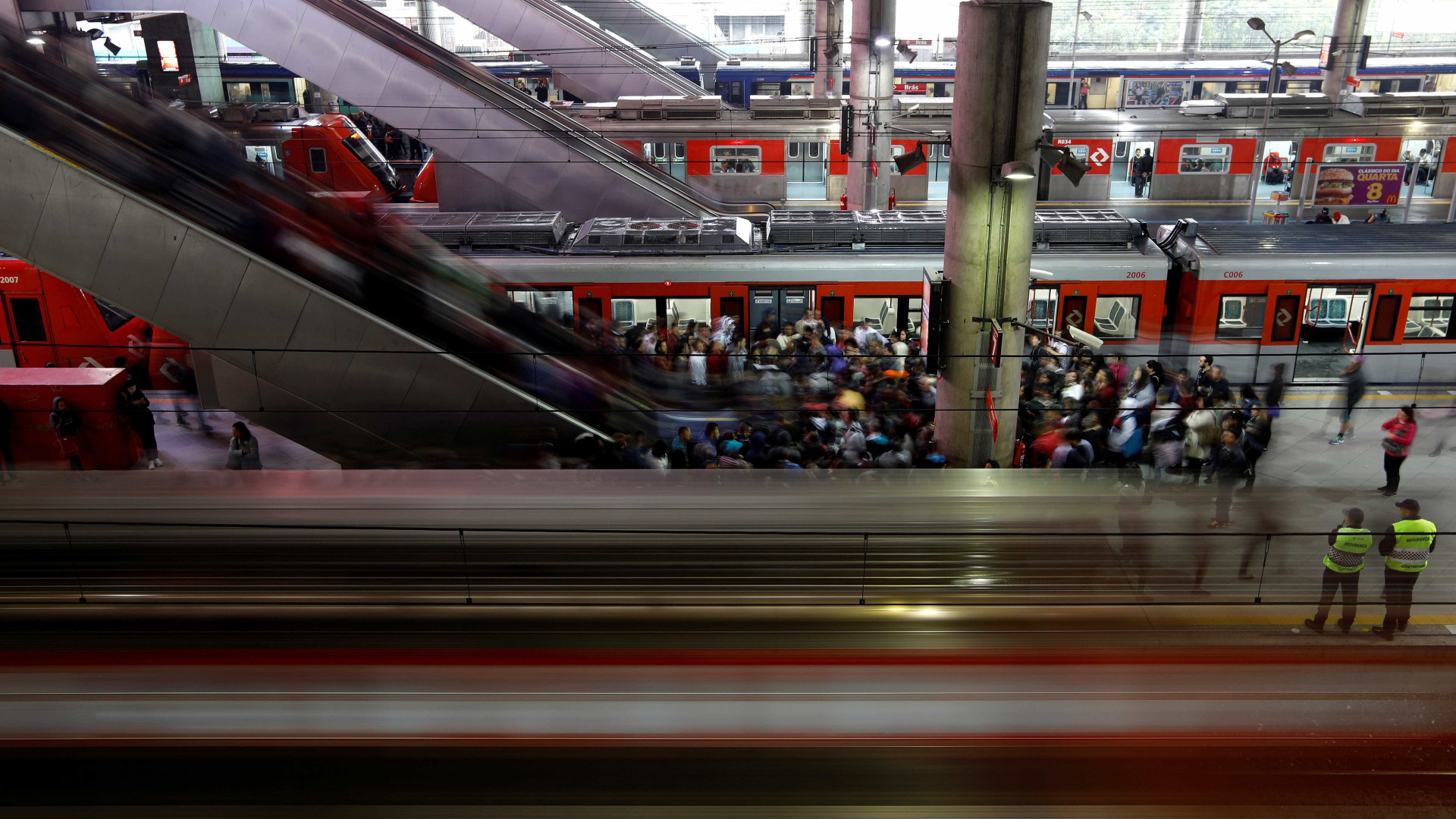 Trem direto entre Luz e Cumbica começa a operar nesta terça-feira