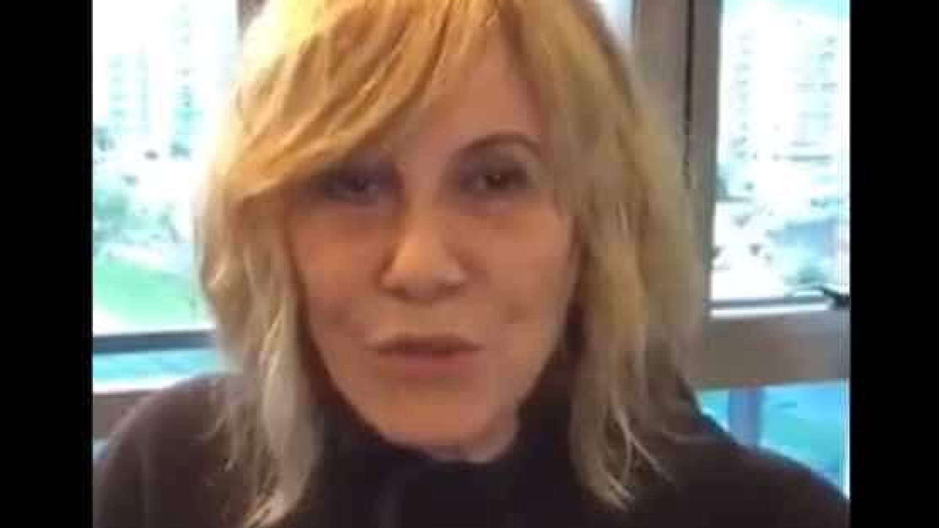 Renata Sorrah declara voto em Haddad, que divulga apoio