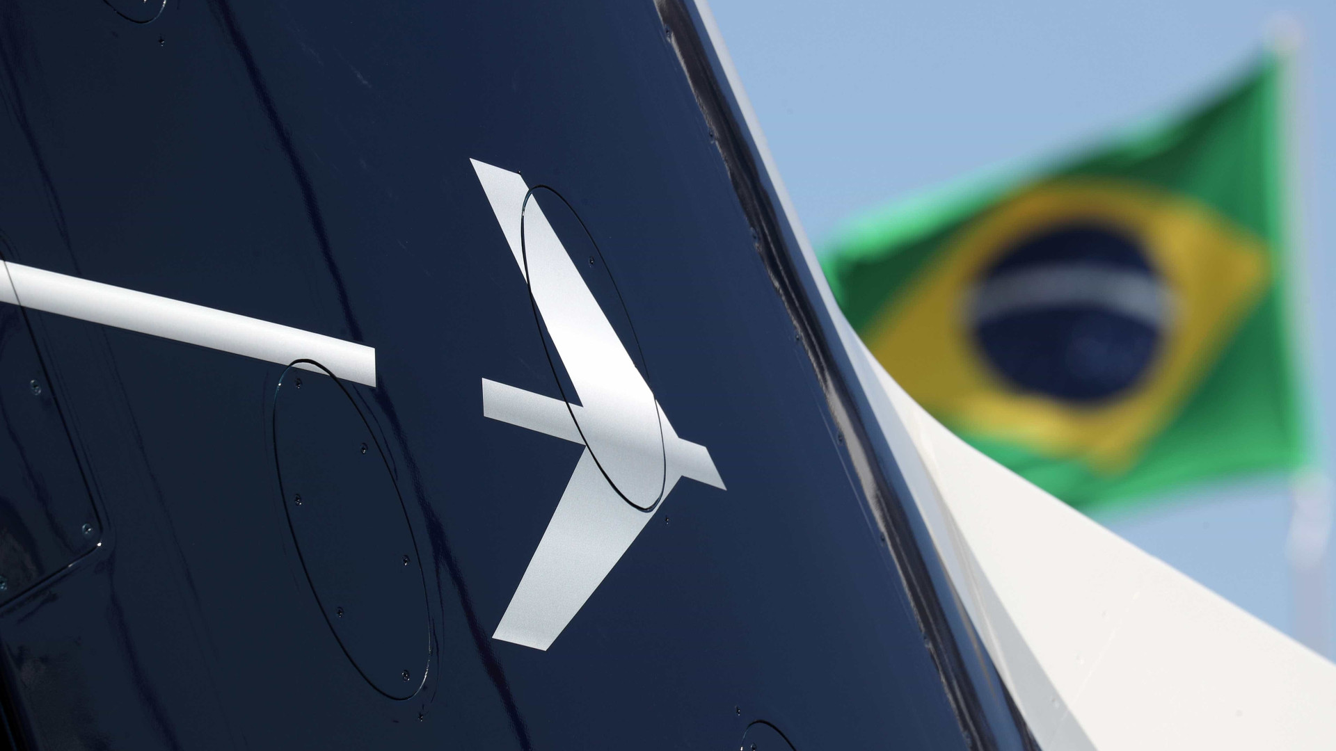 Embraer entrega 15 jatos comerciais e 24 executivos no 3º trimestre