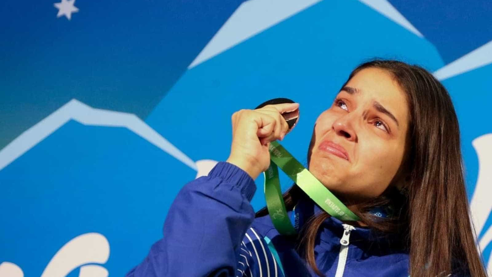 Pai de atleta morre ao saber de conquista inédita da filha em Mundial