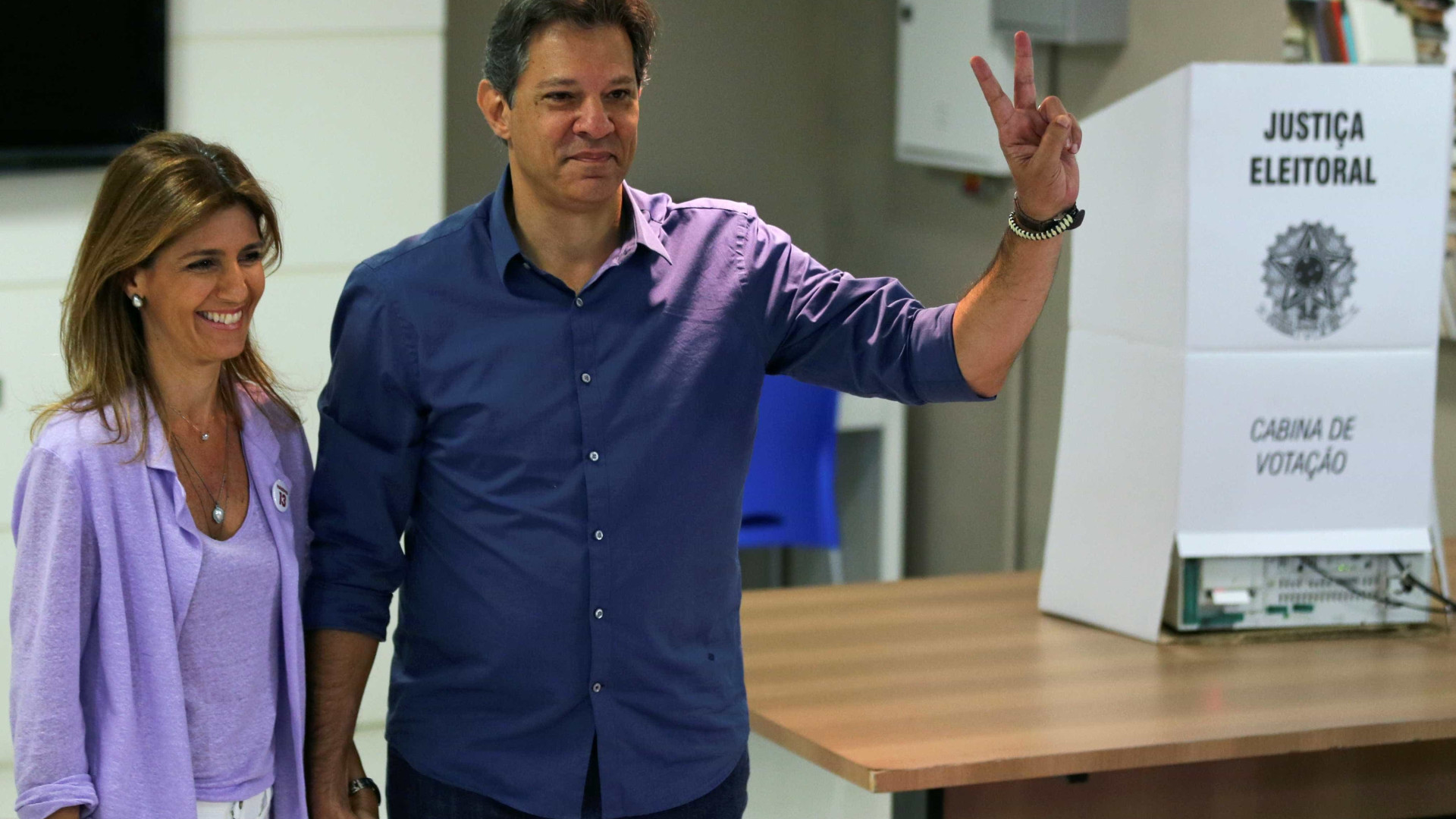 Haddad vota em SP e diz que lutará 'até o último minuto'