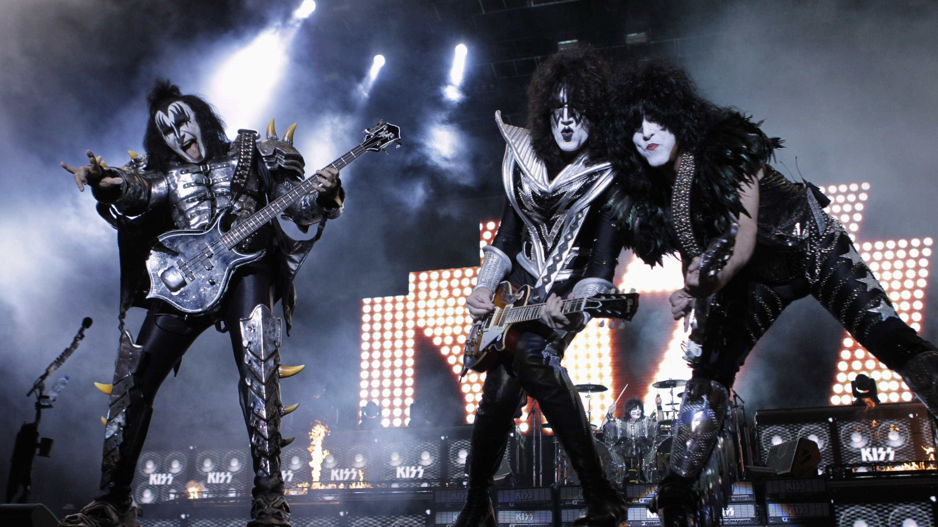 Banda Kiss fará turnê de despedida a partir de janeiro