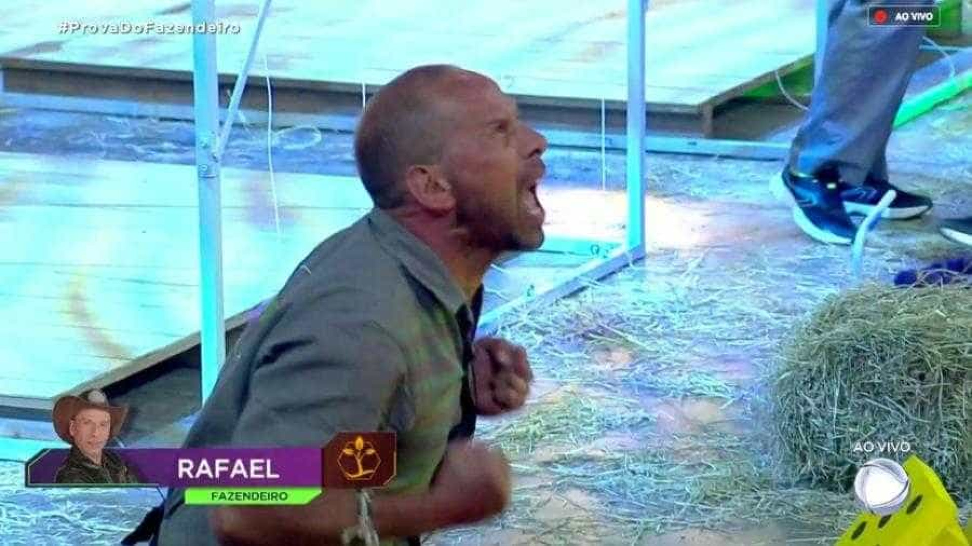 Rafael Ilha vence prova e se torna o novo fazendeiro em 'A Fazenda'