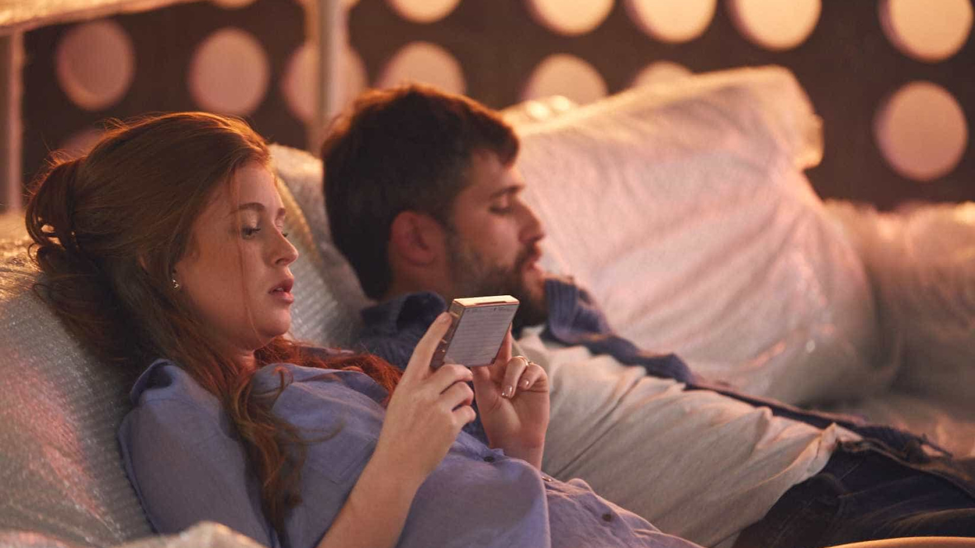 Marina Ruy Barbosa e Bruno Gagliasso falam de amor em novo filme
