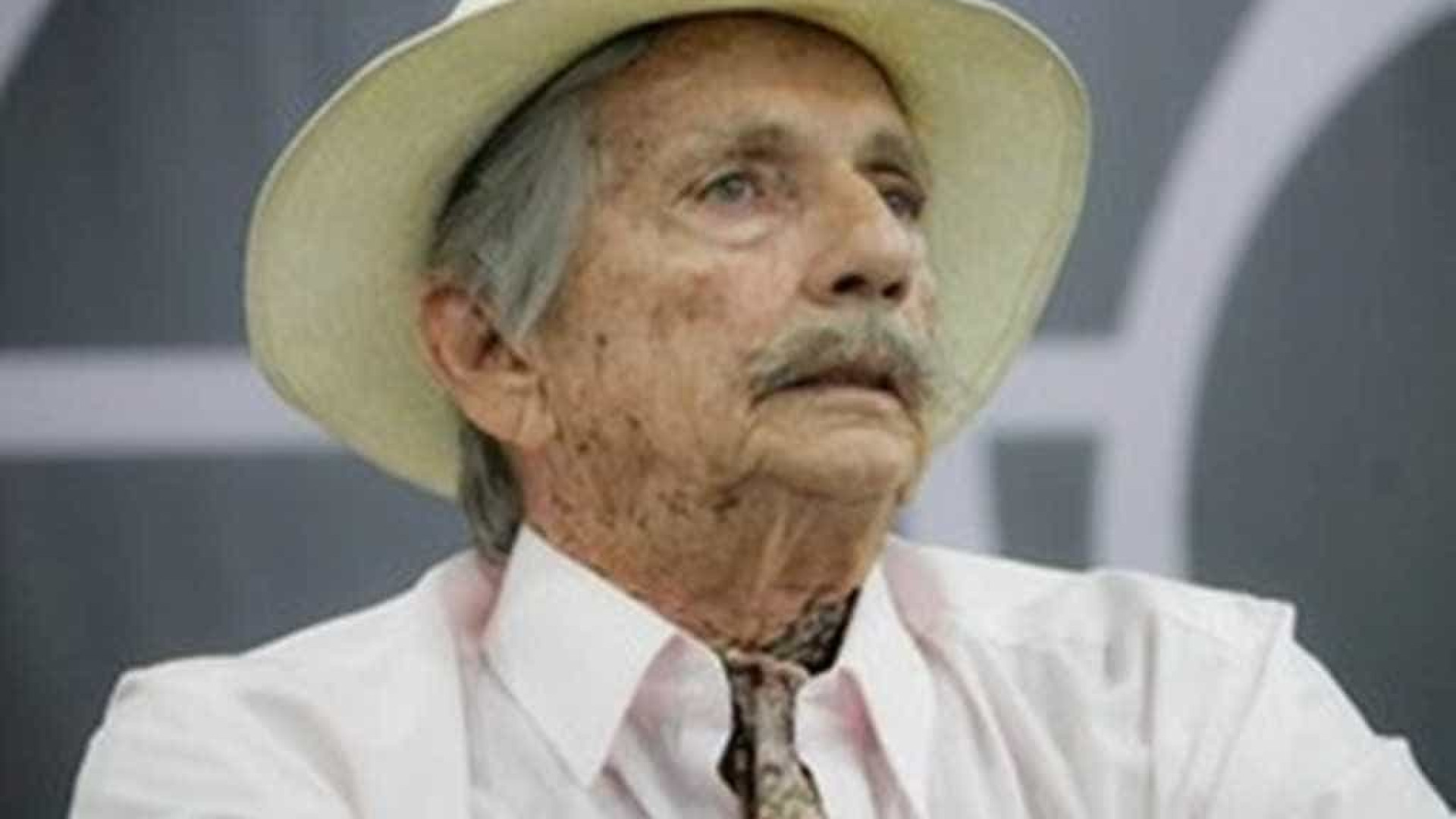 Joel Barcellos, de 'Mulheres de Areia', morre aos 81 anos