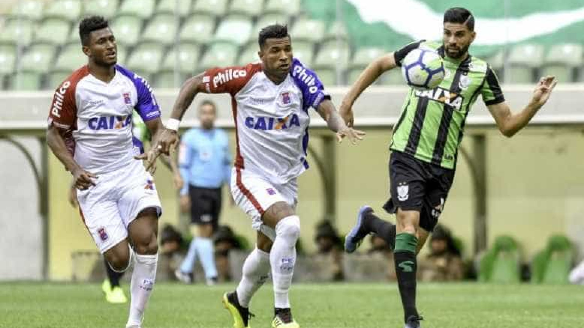 Paraná vence a primeira no returno, e América-MG se complica contra G4