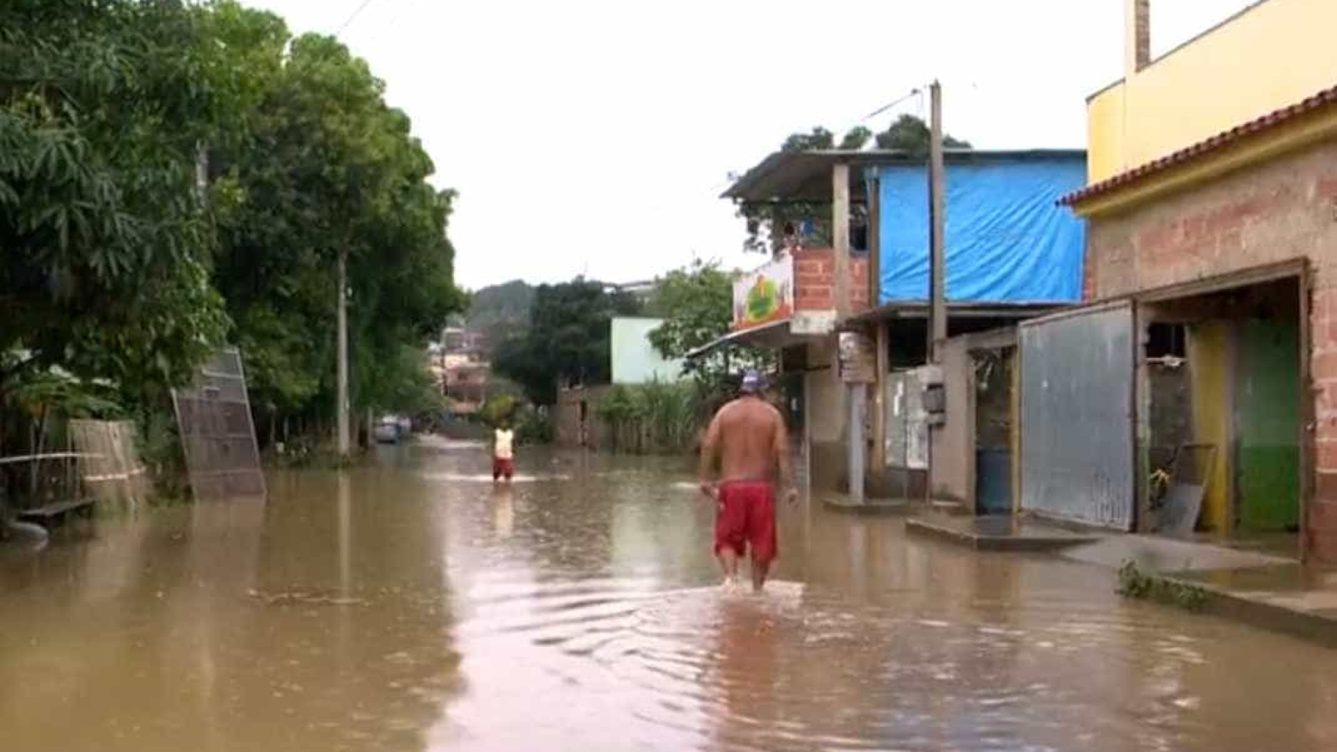 Chuva no Espírito Santo força mais de 300 pessoas a deixarem suas casas