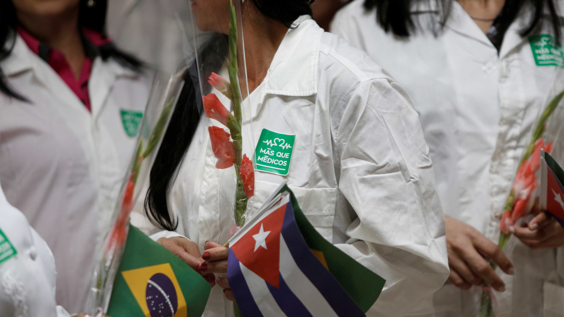 Fim do Mais Médicos: dobram pedidos de refúgio de cubanos no Brasil