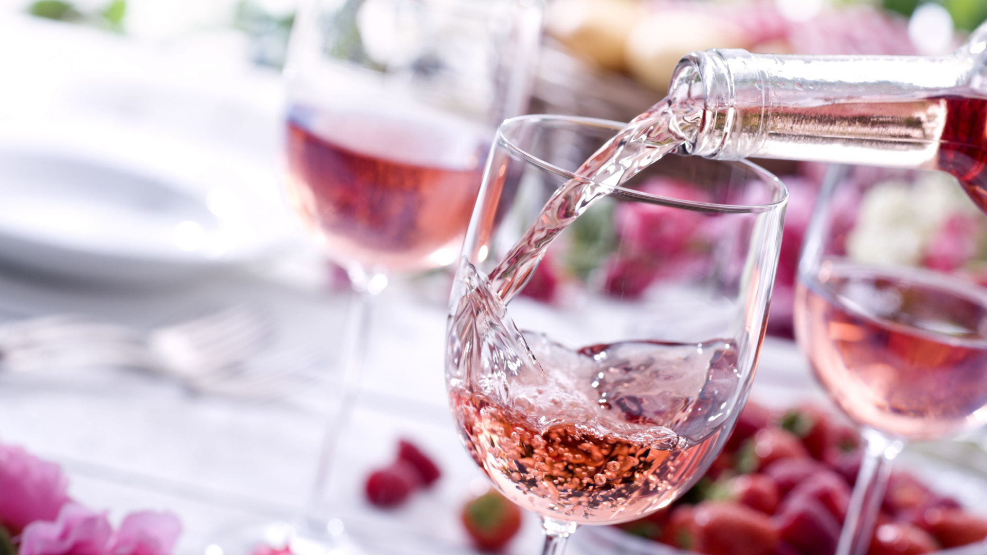 Melhor amigo da dieta, vinho tem menos calorias que brócolis; descubra